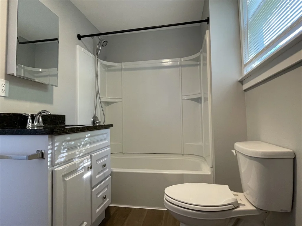 2 bed, 1 bath apartment for rent at 118 Vernon St Unit 4, Gardner — photo 8 of 12