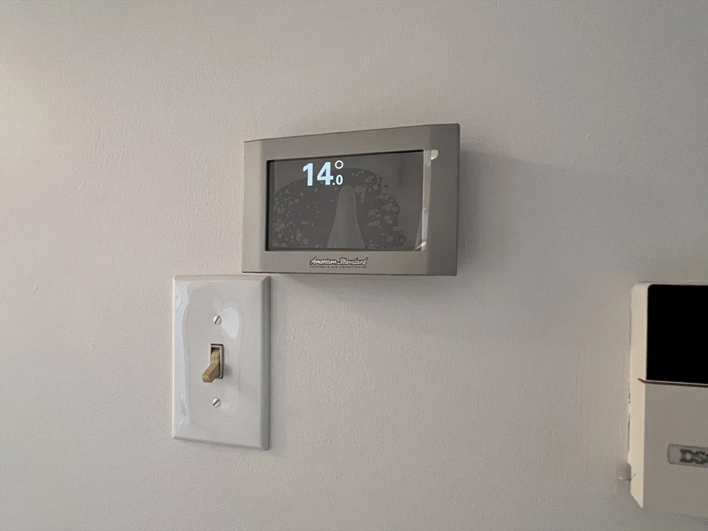 3 bed, 1 bath apartment for rent at 118 Wyoming Ave Unit 118, Oak Grove — photo 32 of 41