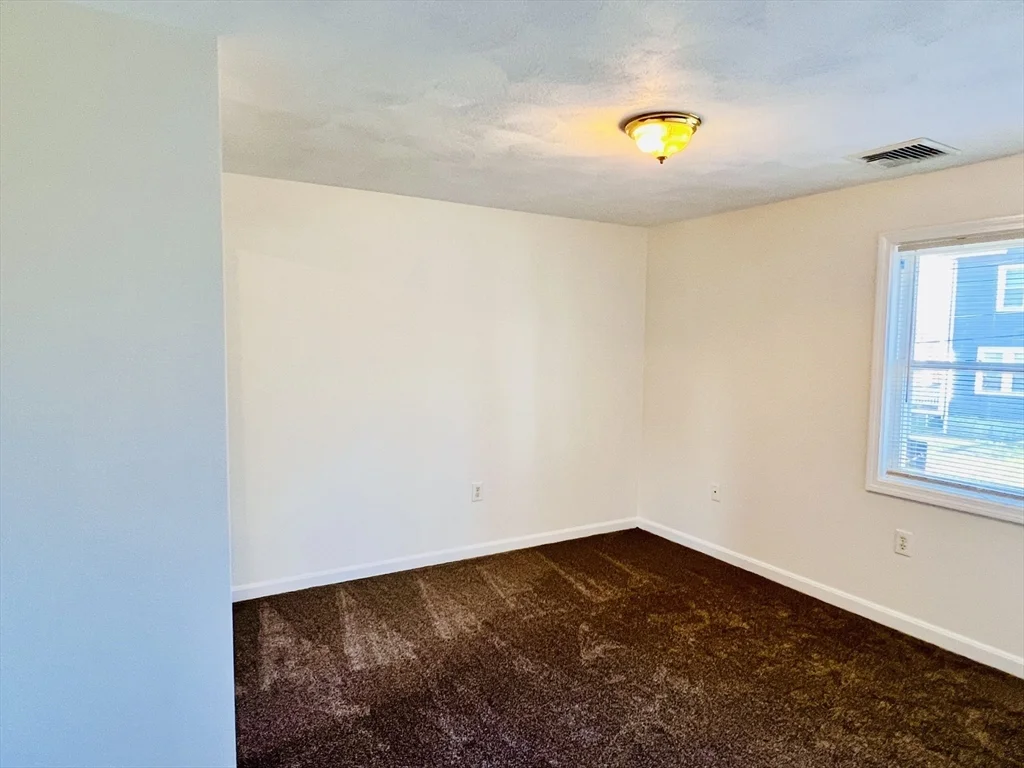 3 bed, 1 bath apartment for rent at 118 Wyoming Ave Unit 118, Oak Grove — photo 26 of 41