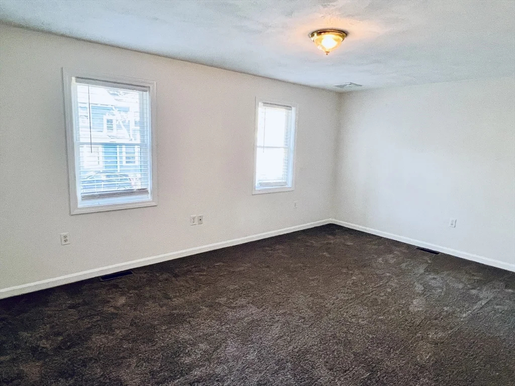 3 bed, 1 bath apartment for rent at 118 Wyoming Ave Unit 118, Oak Grove — photo 25 of 41
