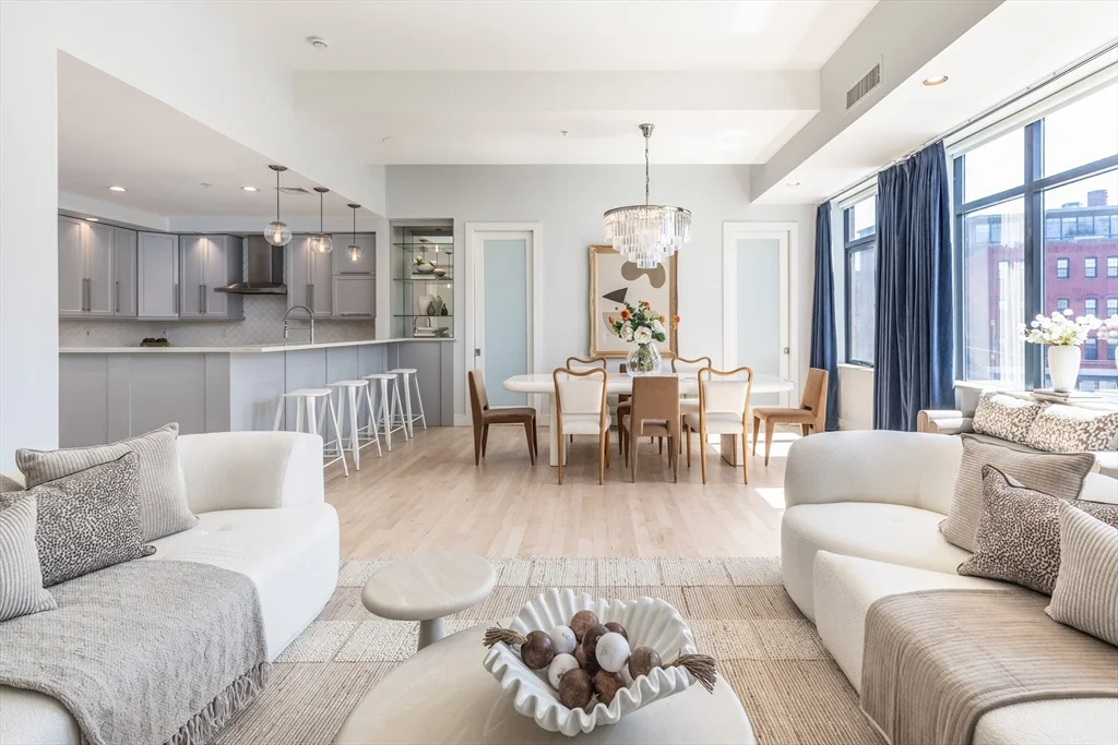 2 bed, 2 bath apartment for rent at 1180-1200 Washington Unit 315, South End — photo 3 of 37