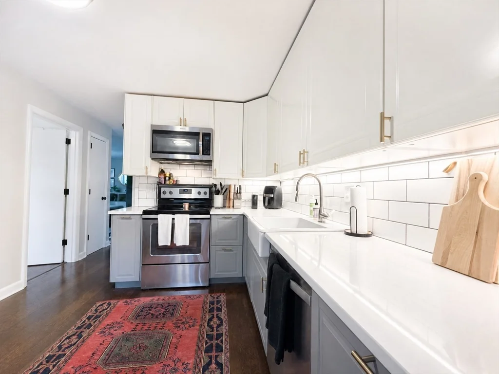 1 bed, 1 bath apartment for rent at 1185 Adams St Unit 2, Dorchester — photo 11 of 16