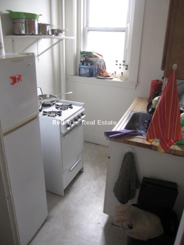 Studio bed, 1 bath apartment for rent at 1185 Boylston St Unit 30, Fenway — photo 2 of 12