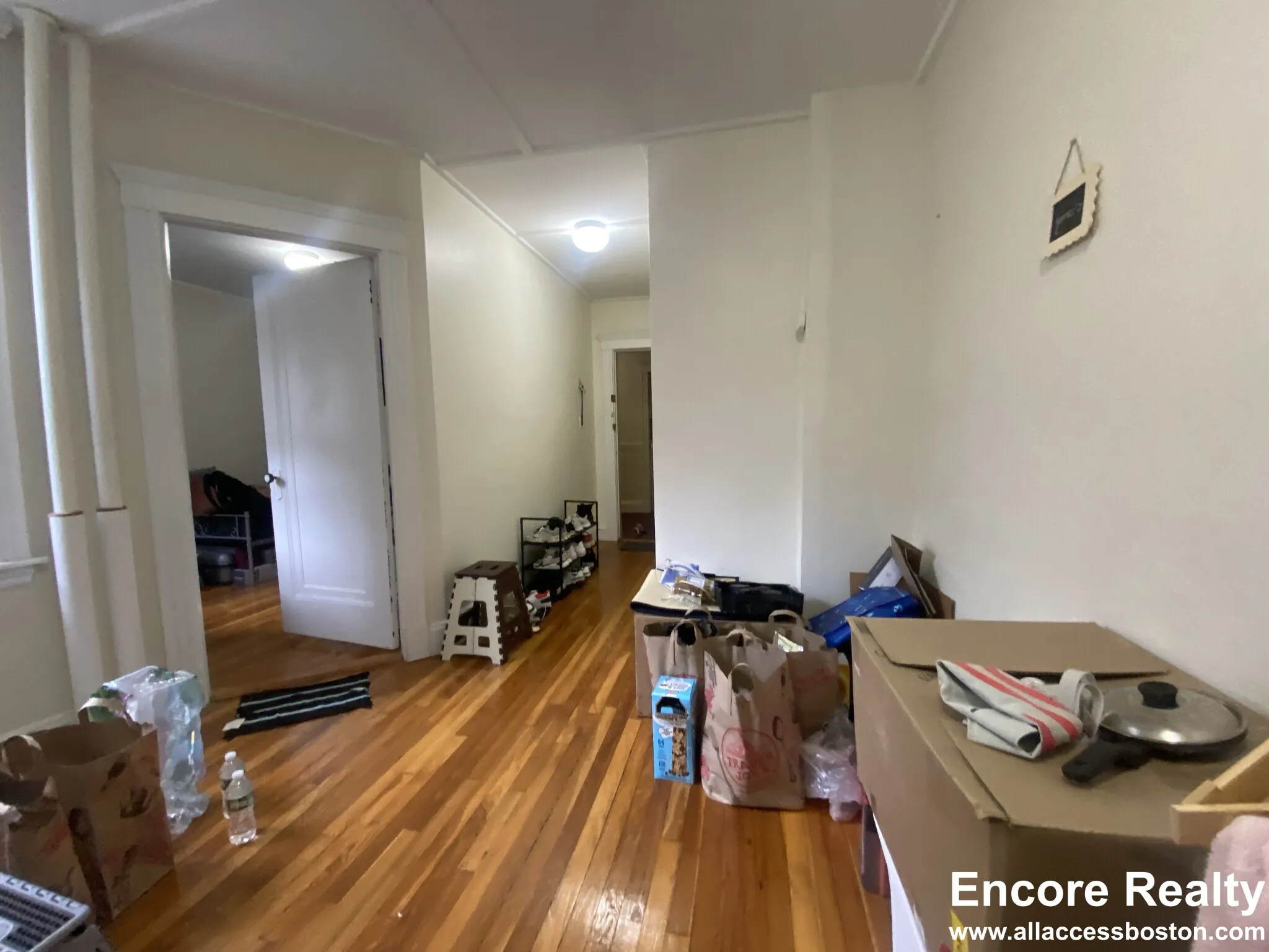 1 bed, 1 bath apartment for rent at 1185 Boylston St Unit 31, Fenway — photo 4 of 7
