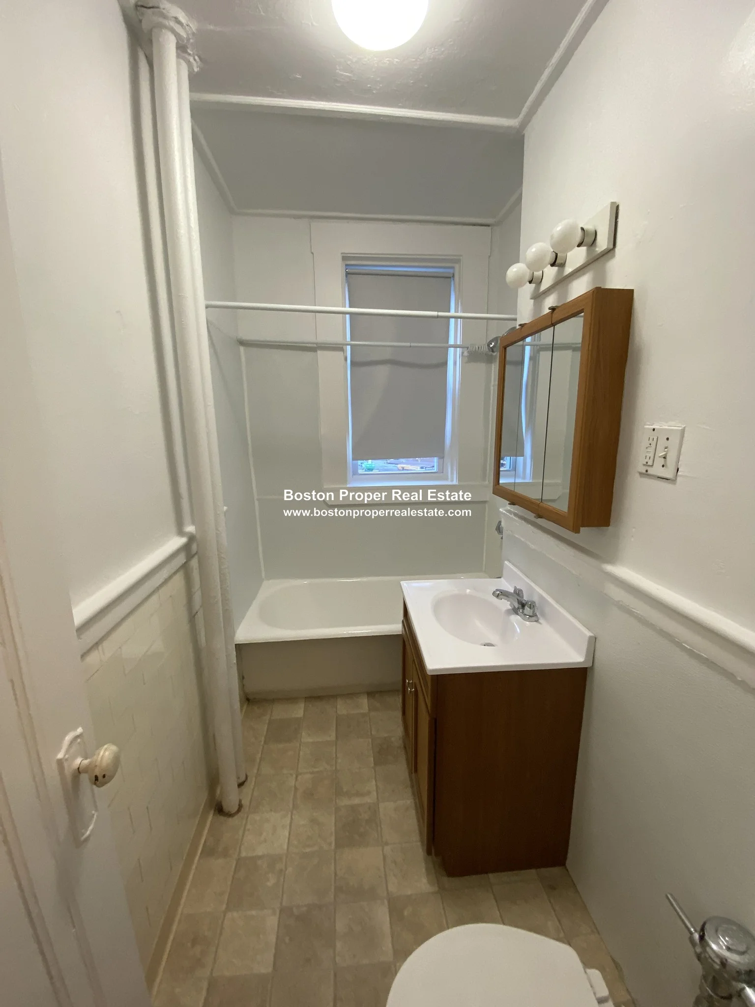 Studio bed, 1 bath apartment for rent at 1185 Boylston St Unit 34A, Fenway — photo 5 of 6