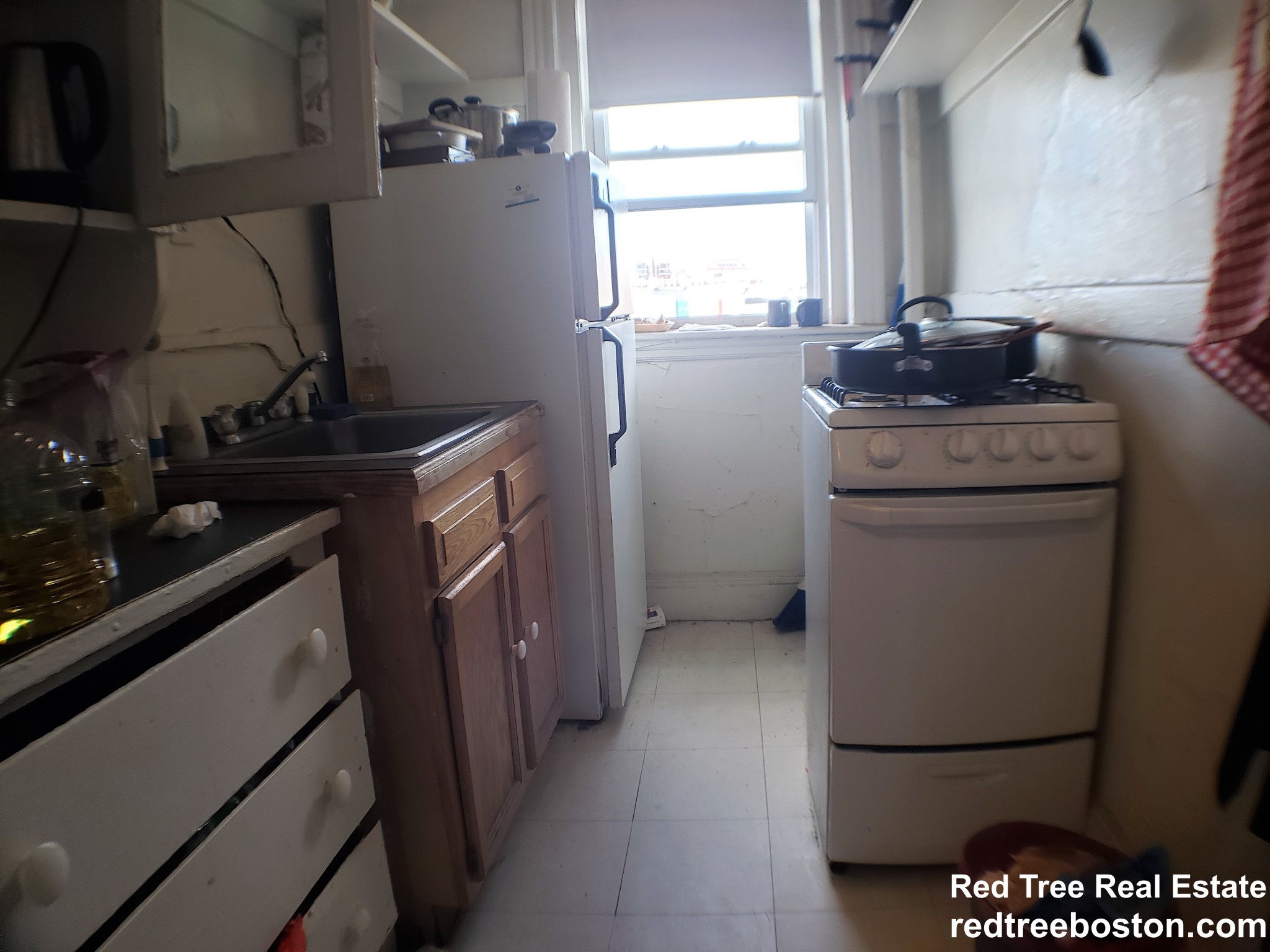 Studio bed, 1 bath apartment for rent at 1185 Boylston St Unit 35, Fenway — photo 11 of 24