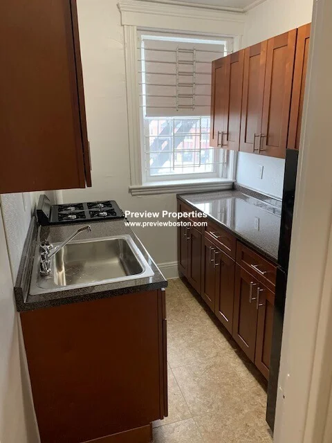 Studio bed, 1 bath apartment for rent at 1185 Boylston St Unit 44P, Fenway — photo 1 of 7
