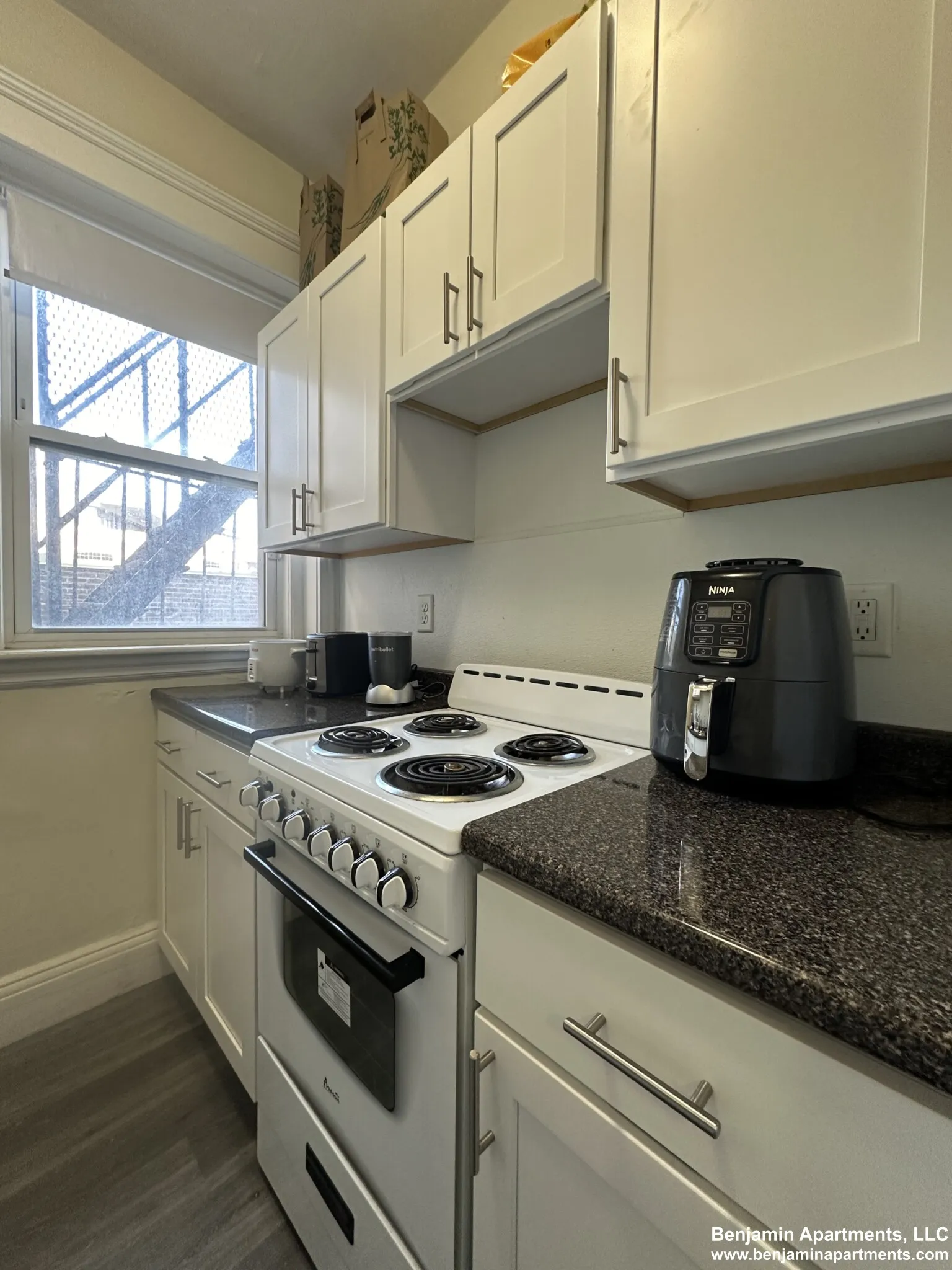 Studio bed, 1 bath apartment for rent at 1185 Boylston St Unit 4A, Fenway — photo 3 of 10