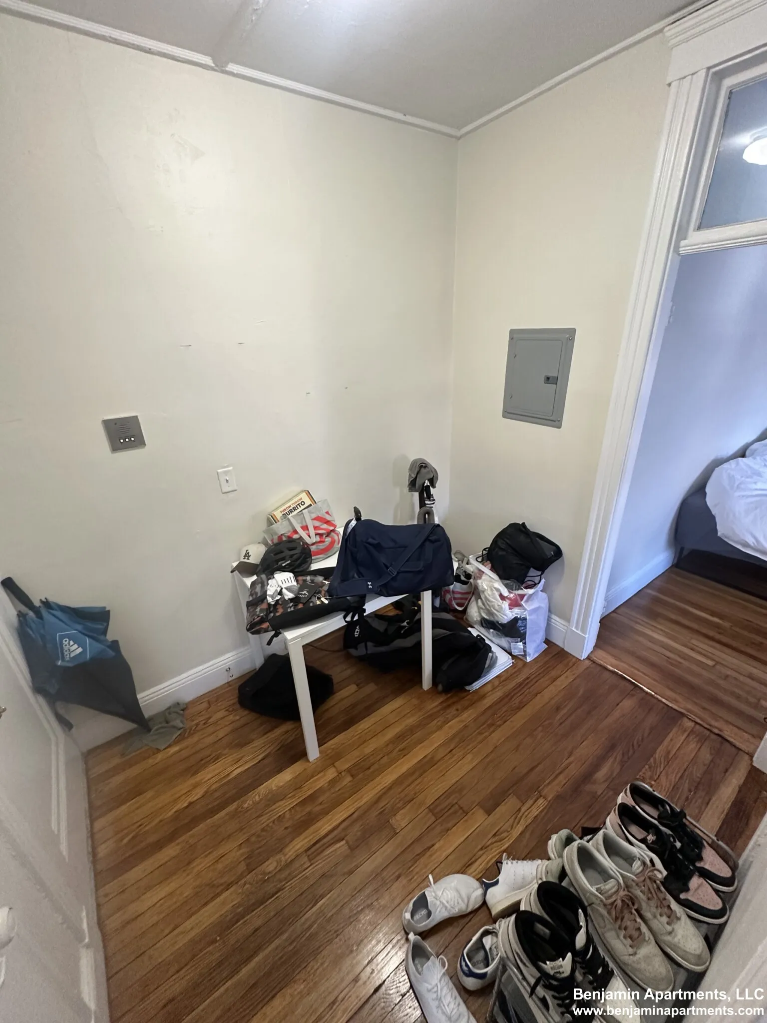 Studio bed, 1 bath apartment for rent at 1185 Boylston St Unit 4A, Fenway — photo 5 of 10