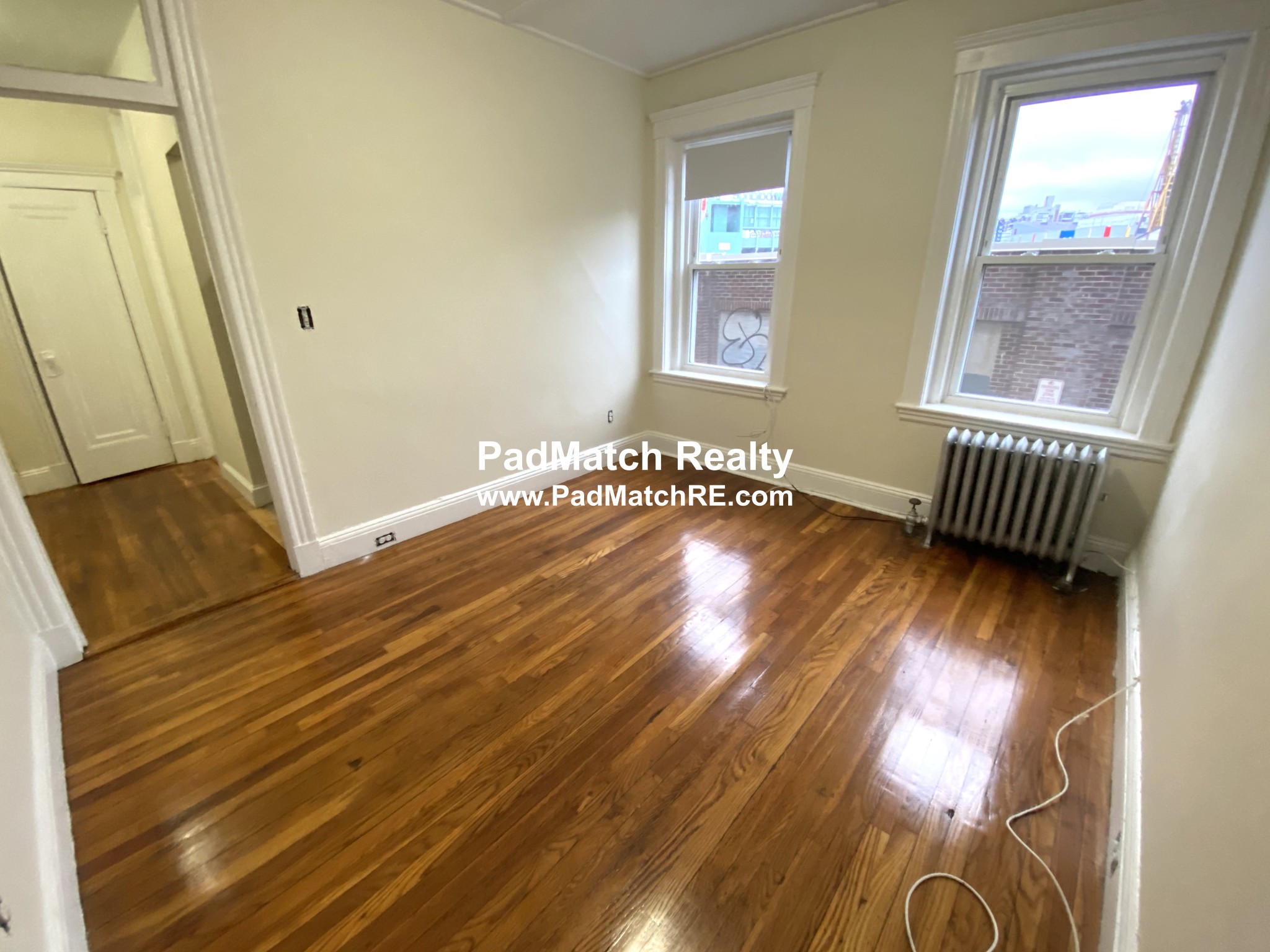 Studio bed, 1 bath apartment for rent at 1185 Boylston St Unit 5, Fenway — photo 2 of 10