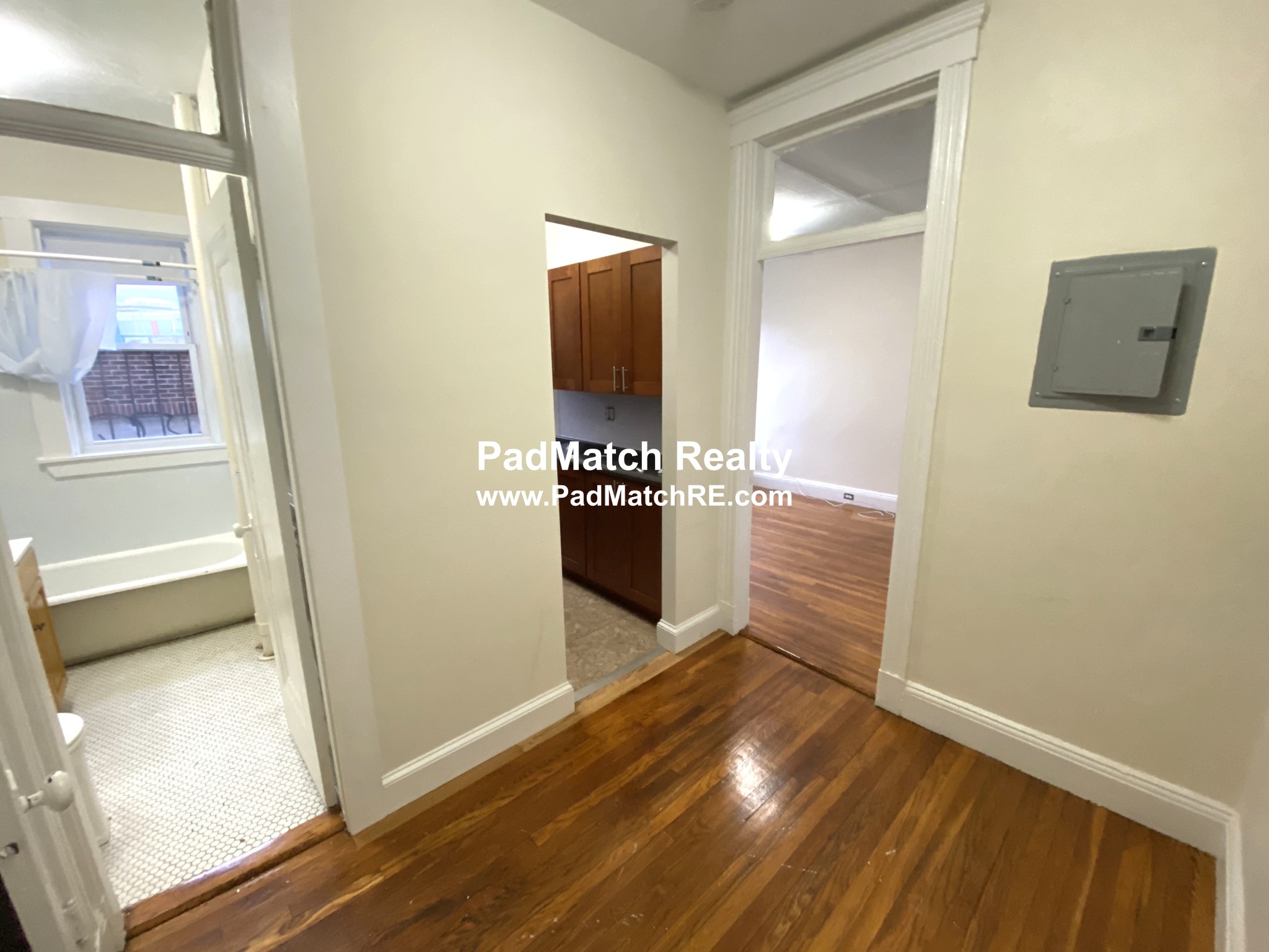 Studio bed, 1 bath apartment for rent at 1185 Boylston St Unit 5, Fenway — photo 6 of 10