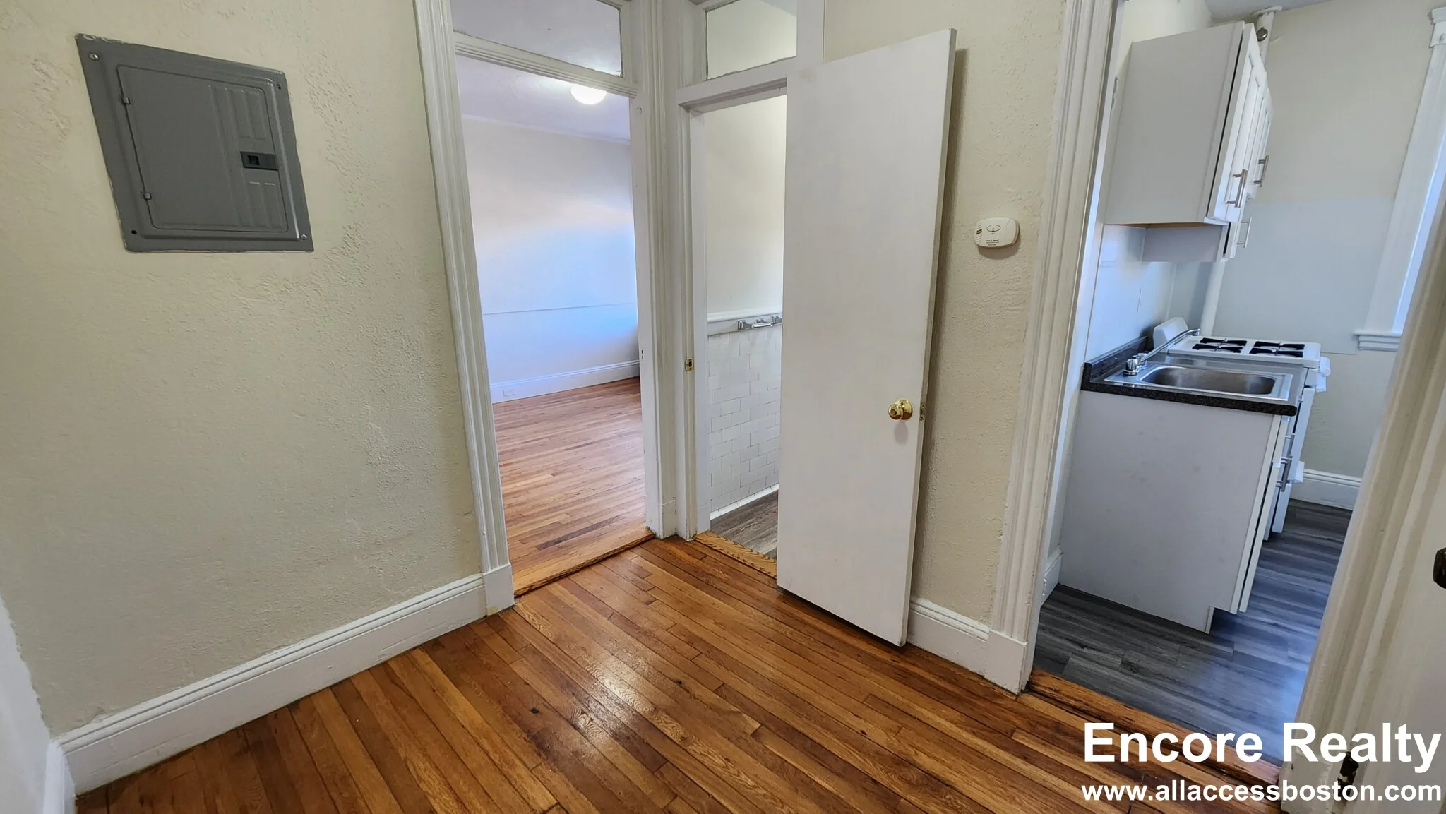 Studio bed, 1 bath apartment for rent at 1185 Boylston St Unit 54A, Fenway — photo 6 of 8