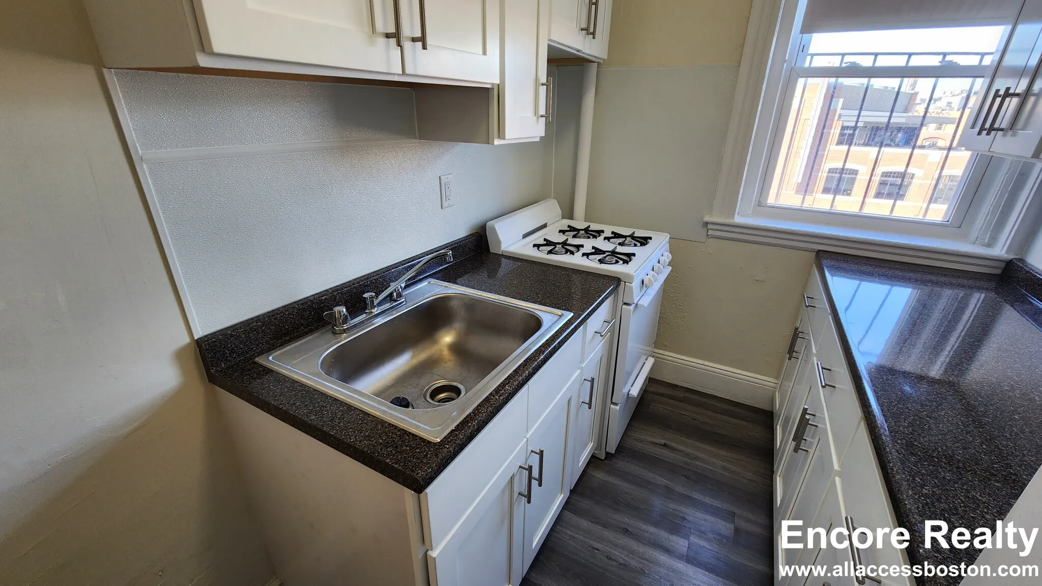 Studio bed, 1 bath apartment for rent at 1185 Boylston St Unit 54A, Fenway — photo 2 of 8