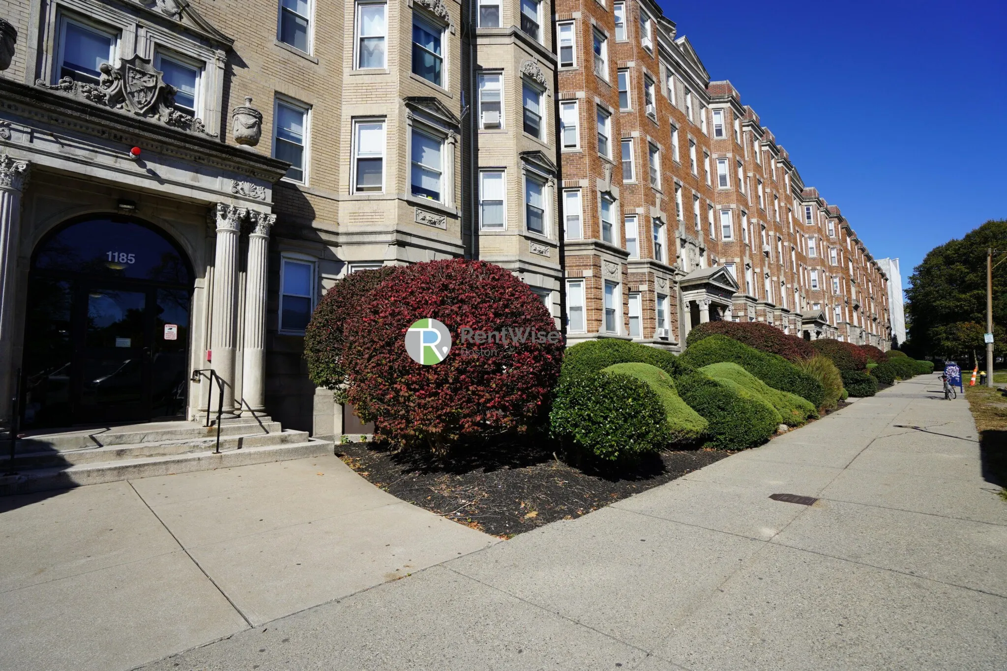 Studio bed, 1 bath apartment for rent at 1185 Boylston St Unit 57, Fenway — photo 2 of 3