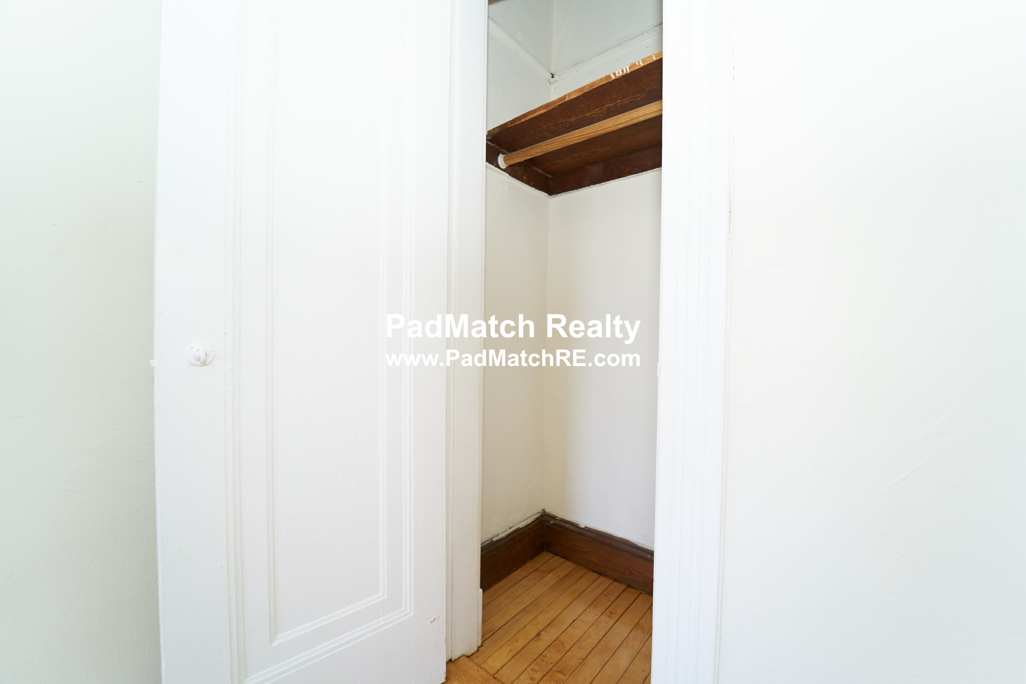 1 split bed, 1 bath apartment for rent at 1185 Boylston St Unit 6, Fenway — photo 7 of 18