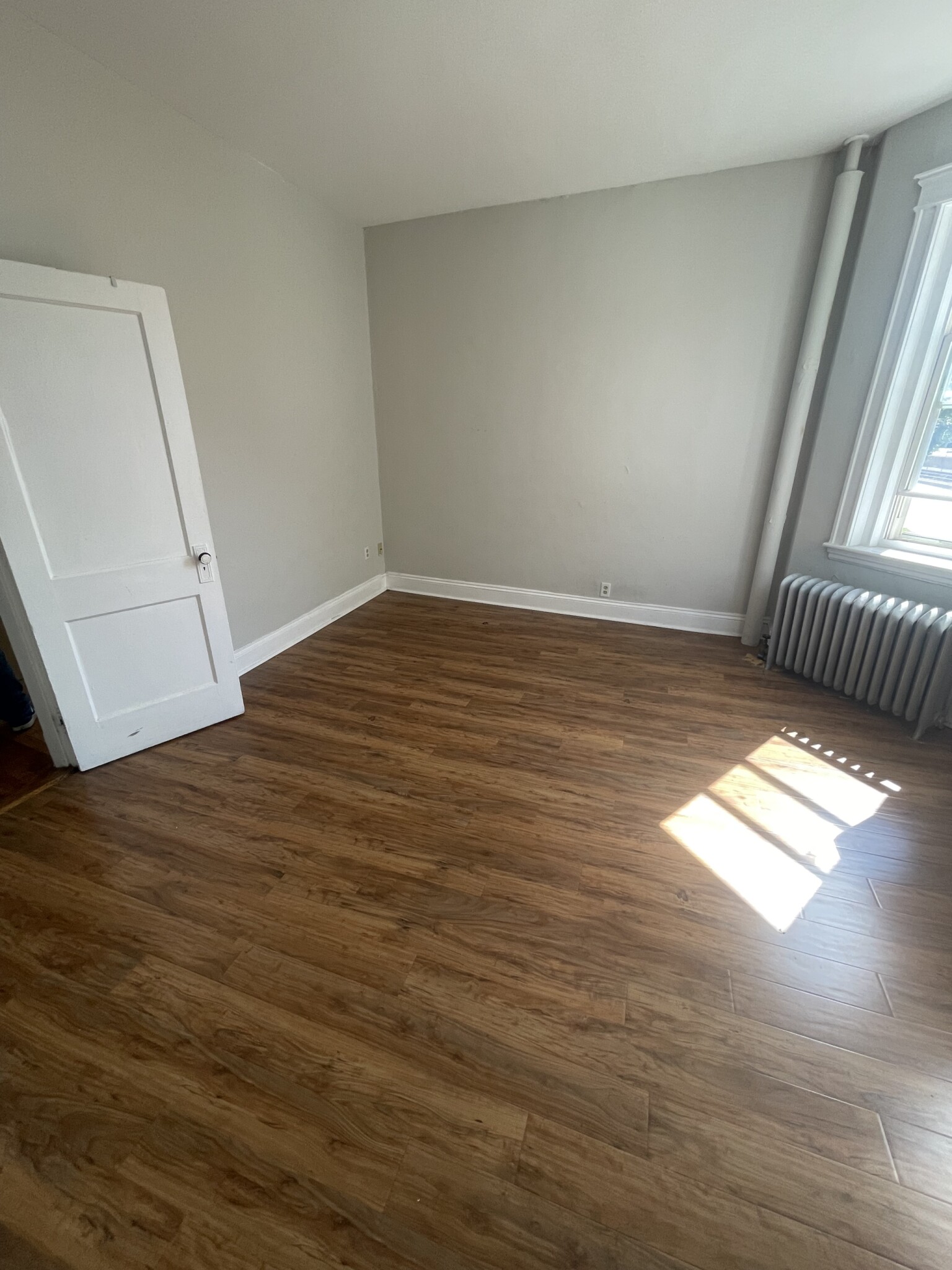 3 bed, 1 bath apartment for rent at 1185 Commonwealth Ave Unit 1, Allston — photo 15 of 15