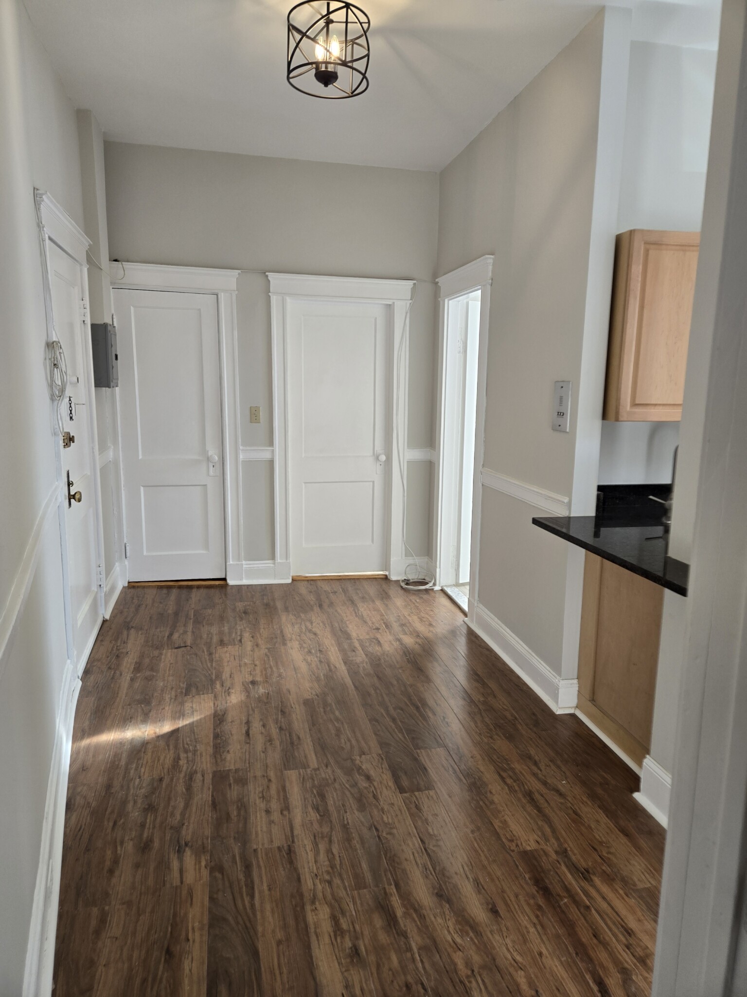 3 bed, 1 bath apartment for rent at 1185 Commonwealth Ave Unit 1, Allston — photo 7 of 15