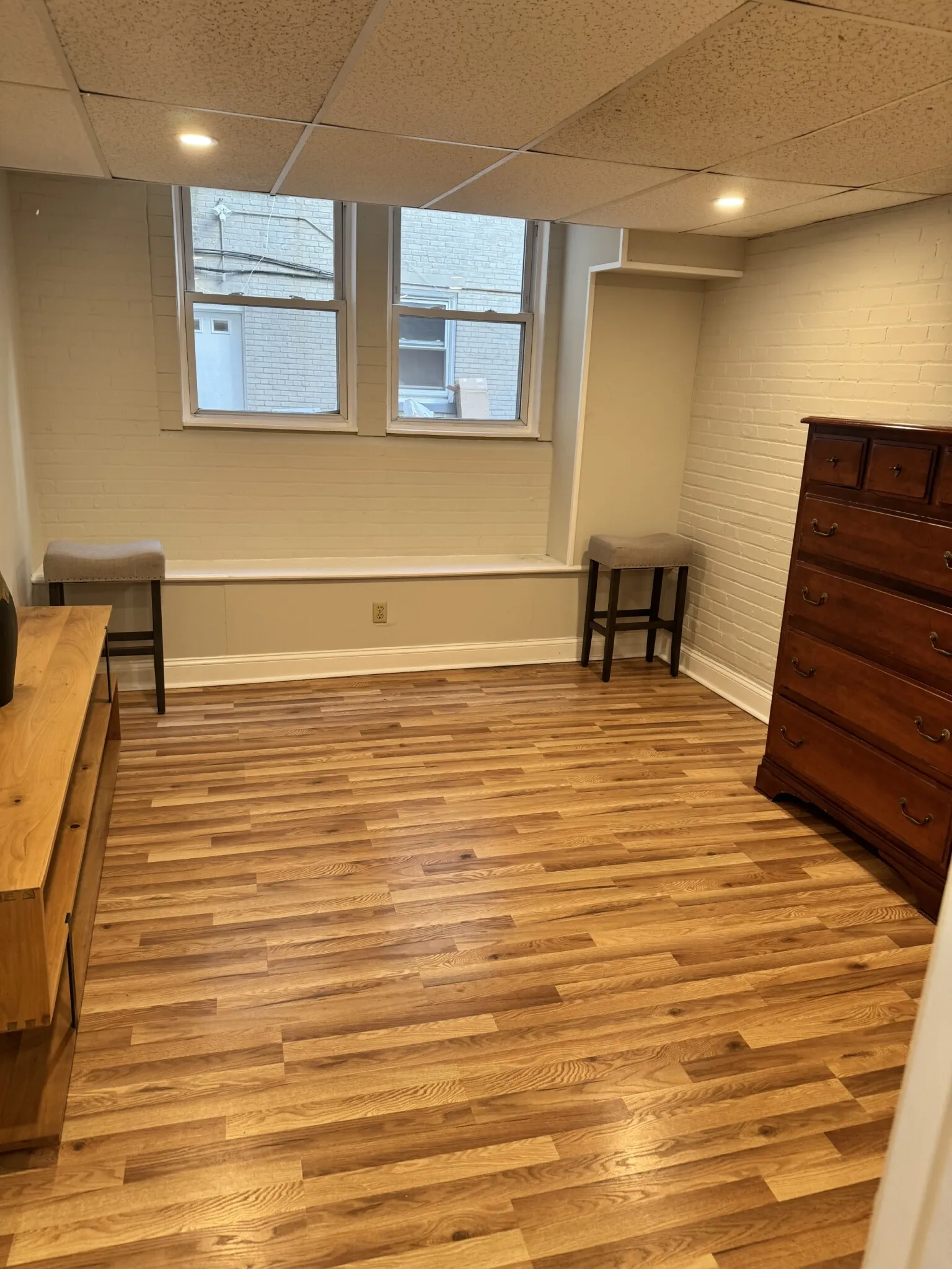 4 bed, 2 bath apartment for rent at 1185 Commonwealth Ave Unit 101, Allston — photo 5 of 58