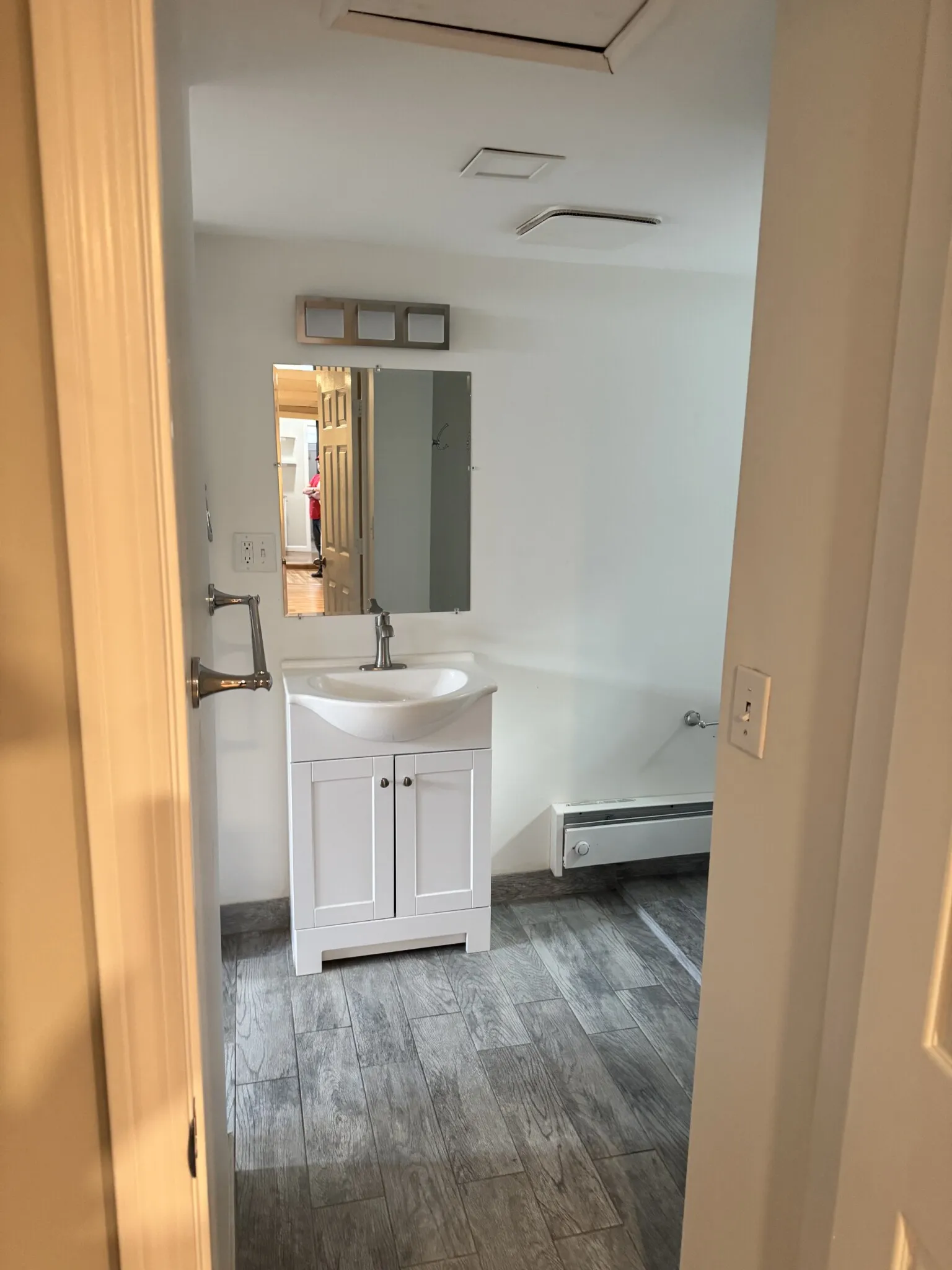 4 bed, 2 bath apartment for rent at 1185 Commonwealth Ave Unit 101, Allston — photo 11 of 58