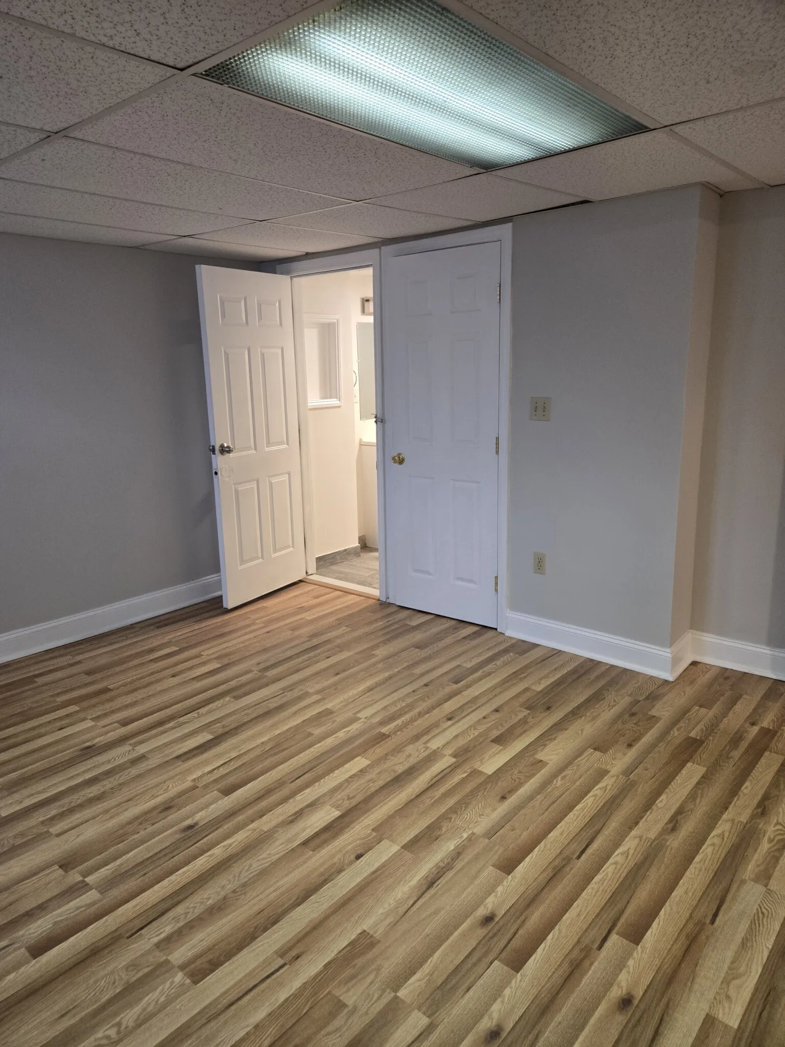 4 bed, 2 bath apartment for rent at 1185 Commonwealth Ave Unit 101, Allston — photo 26 of 58