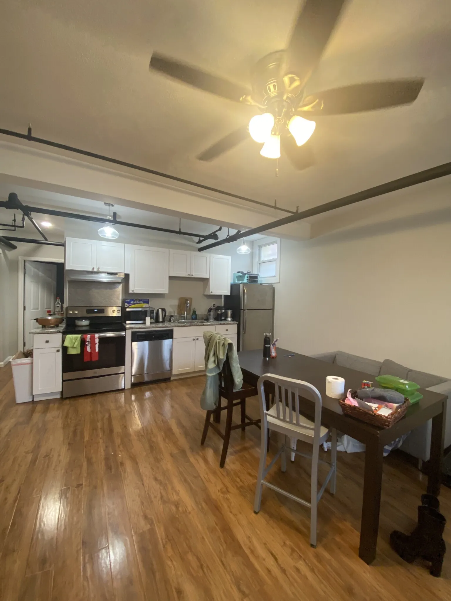 4 bed, 2 bath apartment for rent at 1185 Commonwealth Ave Unit 101, Allston — photo 49 of 58