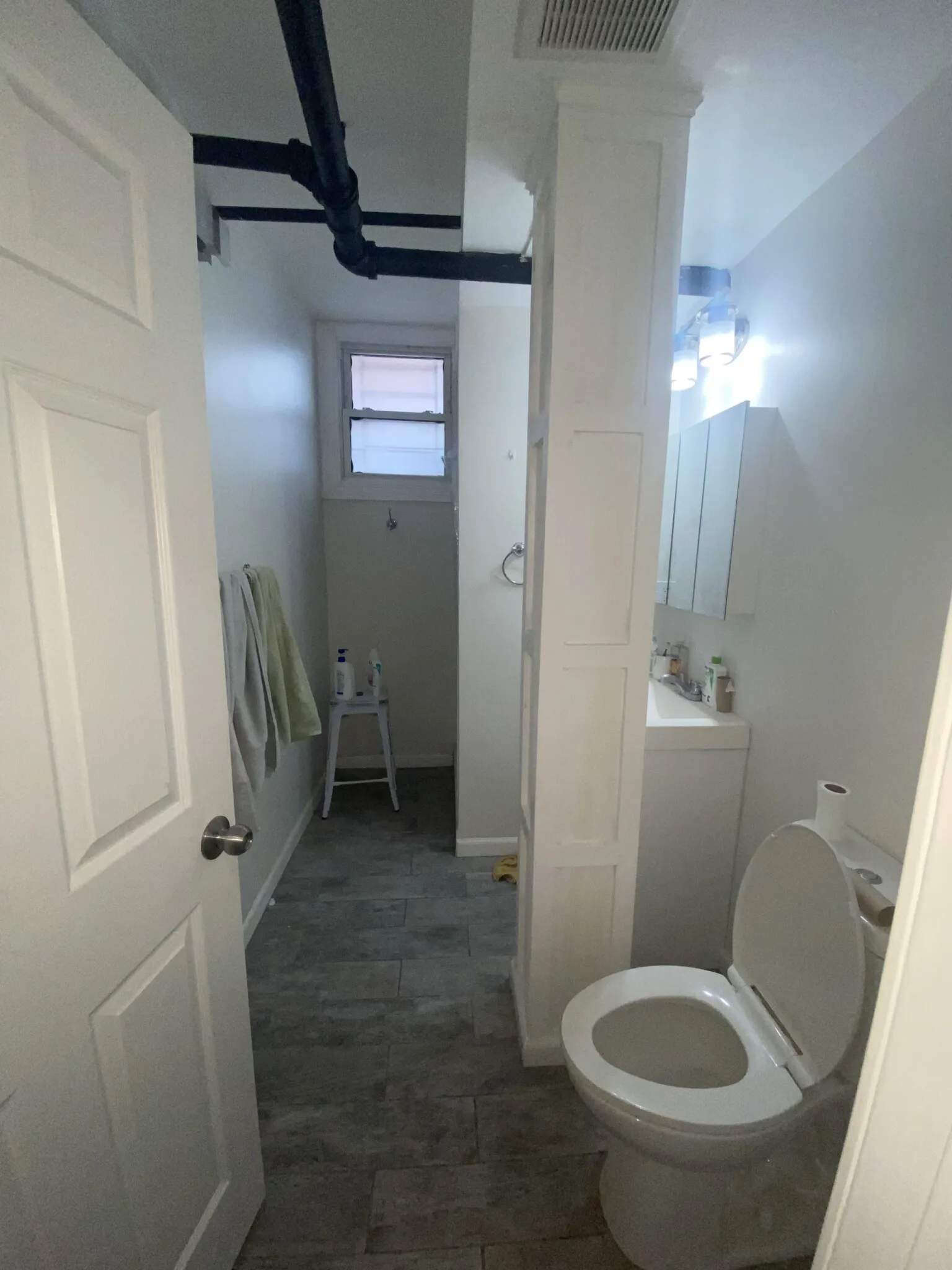 4 bed, 2 bath apartment for rent at 1185 Commonwealth Ave Unit 101, Allston — photo 52 of 58