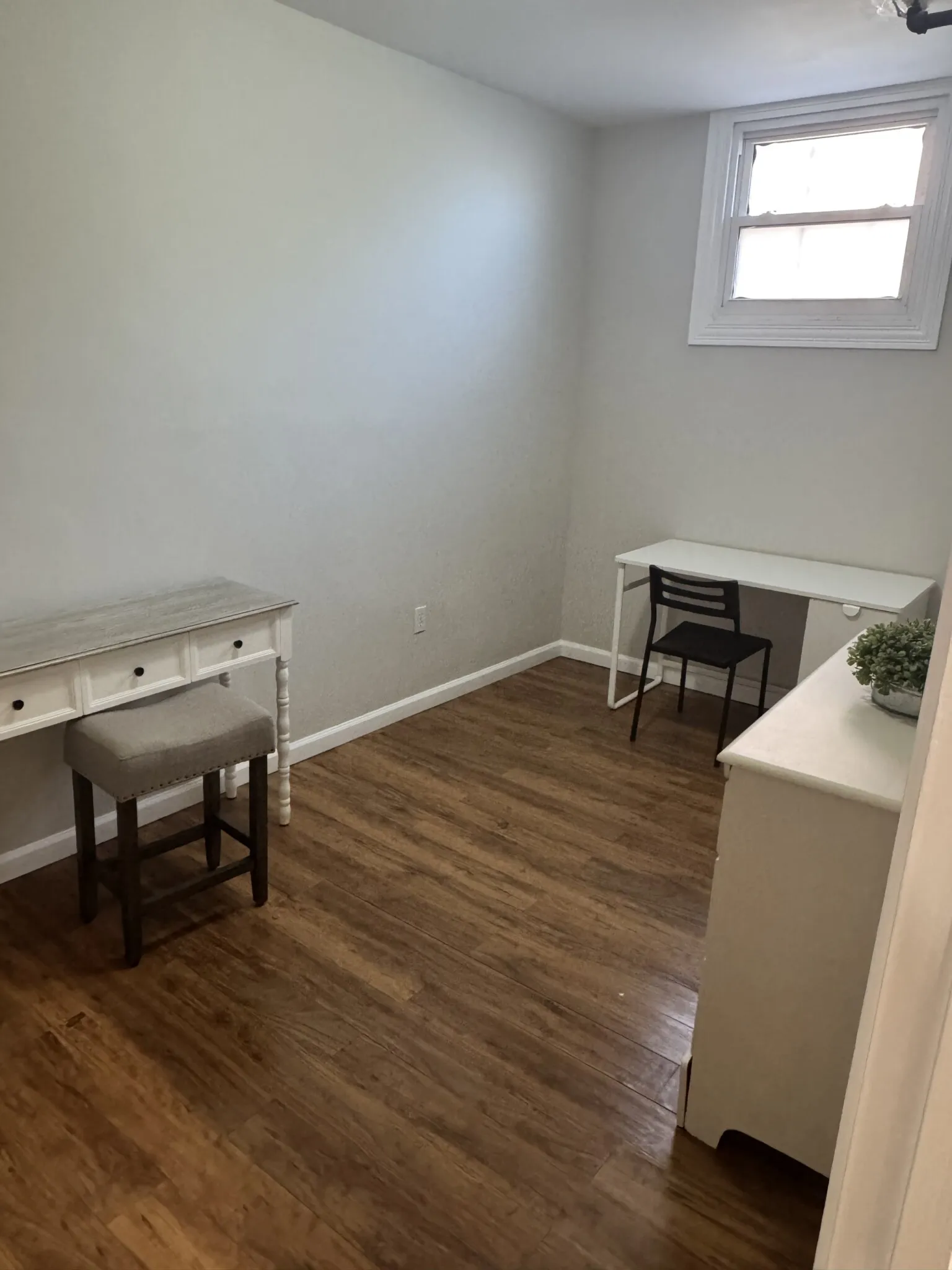 4 bed, 2 bath apartment for rent at 1185 Commonwealth Ave Unit 101, Allston — photo 6 of 58