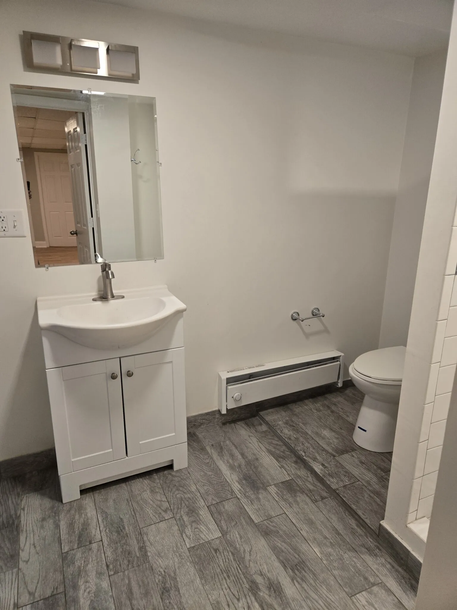 4 bed, 2 bath apartment for rent at 1185 Commonwealth Ave Unit 101, Allston — photo 28 of 58