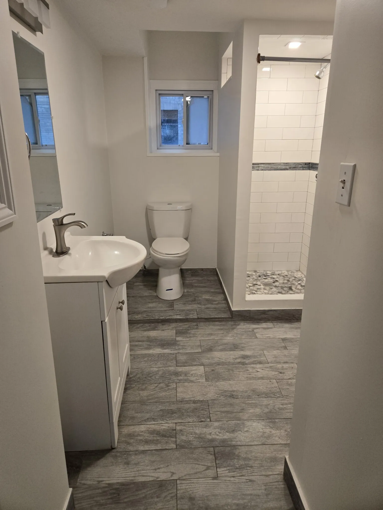 4 bed, 2 bath apartment for rent at 1185 Commonwealth Ave Unit 101, Allston — photo 27 of 58