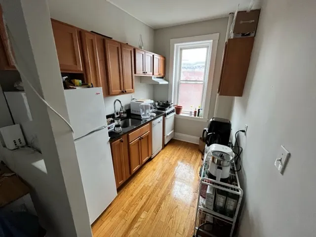 2 bed, 1 bath apartment for rent at 1185 Commonwealth Ave Unit 14, Allston — photo 14 of 22