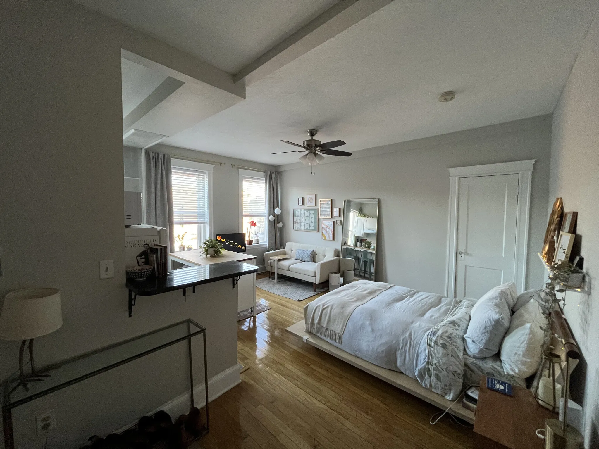 Studio bed, 1 bath apartment for rent at 1185 Commonwealth Ave Unit 15, Allston — photo 6 of 17