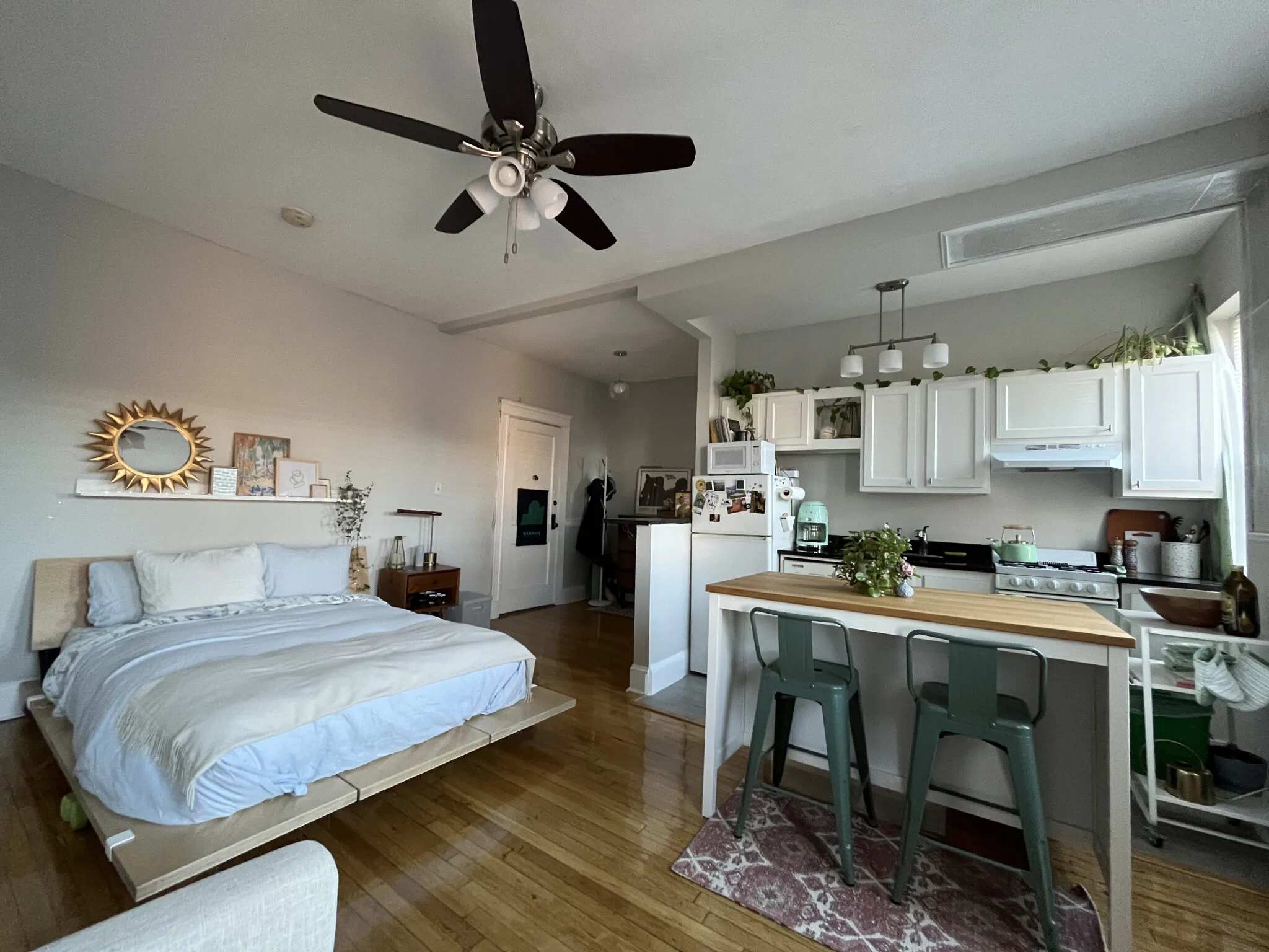 Studio bed, 1 bath apartment for rent at 1185 Commonwealth Ave Unit 15, Allston — photo 8 of 17