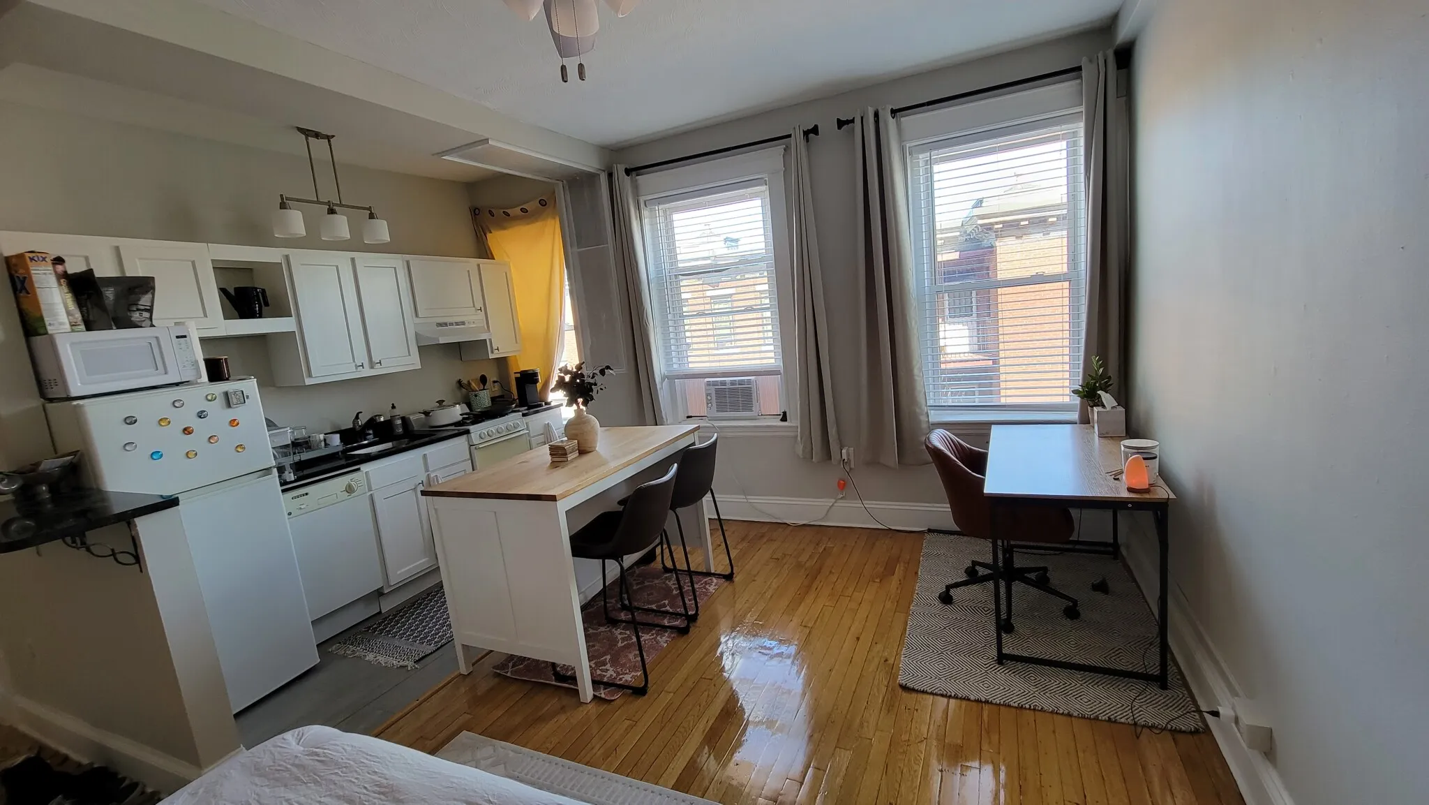 Studio bed, 1 bath apartment for rent at 1185 Commonwealth Ave Unit 15, Allston — photo 17 of 17