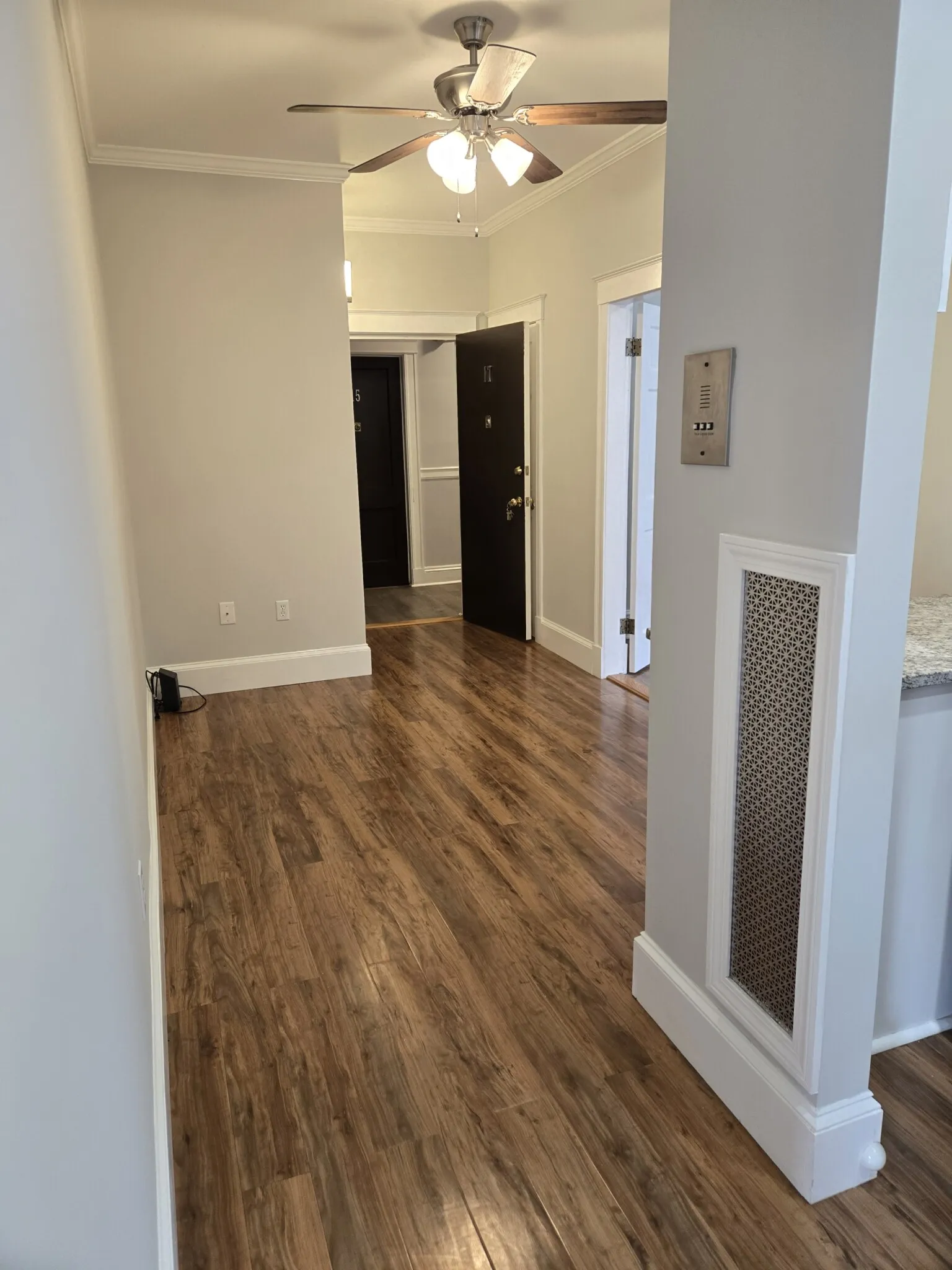 2 bed, 1 bath apartment for rent at 1185 Commonwealth Ave Unit 17, Allston — photo 3 of 24