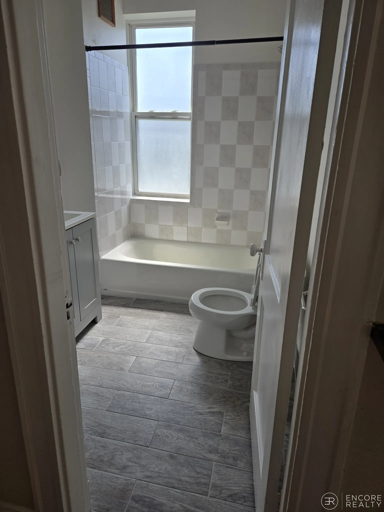 Studio bed, 1 bath apartment for rent at 1185 Commonwealth Ave Unit 19, Allston — photo 6 of 7