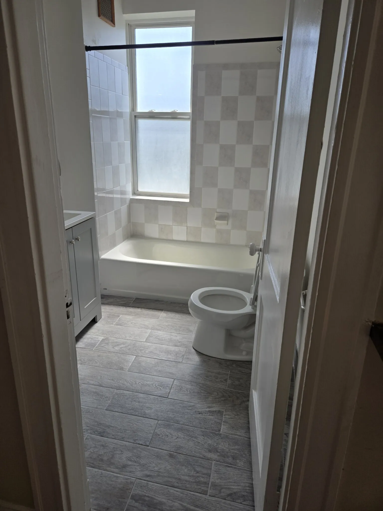Studio bed, 1 bath apartment for rent at 1185 Commonwealth Ave Unit 19, Allston — photo 10 of 11