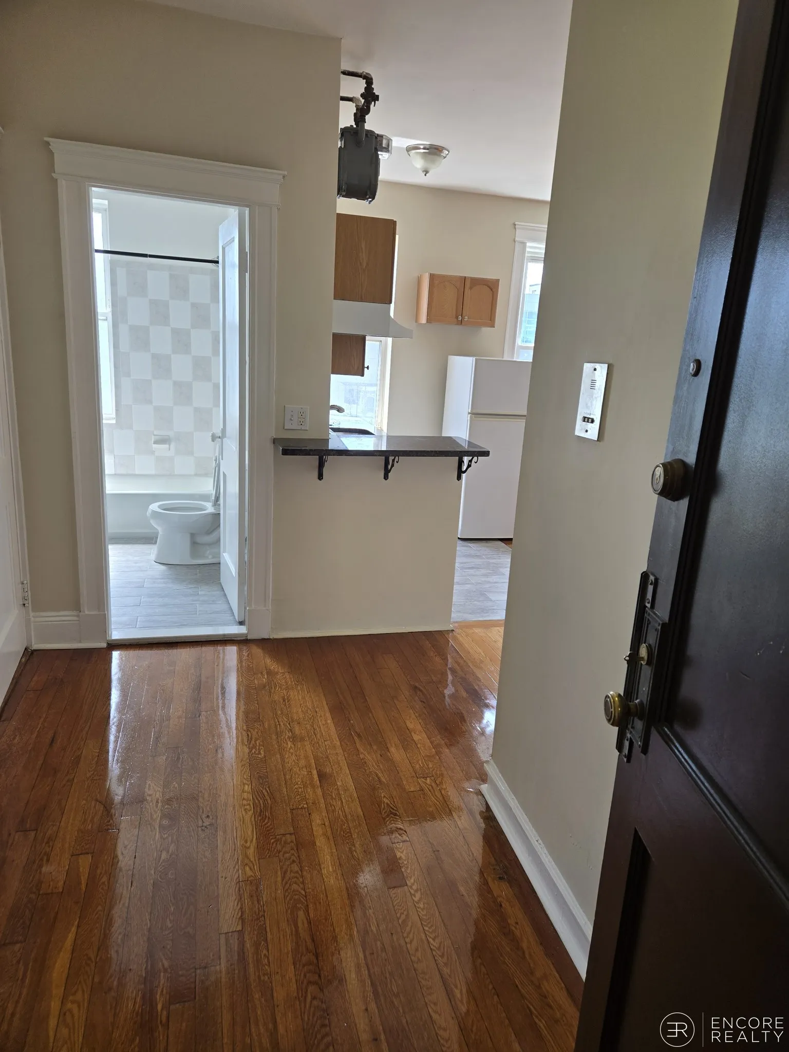 Studio bed, 1 bath apartment for rent at 1185 Commonwealth Ave Unit 19, Allston — photo 3 of 7