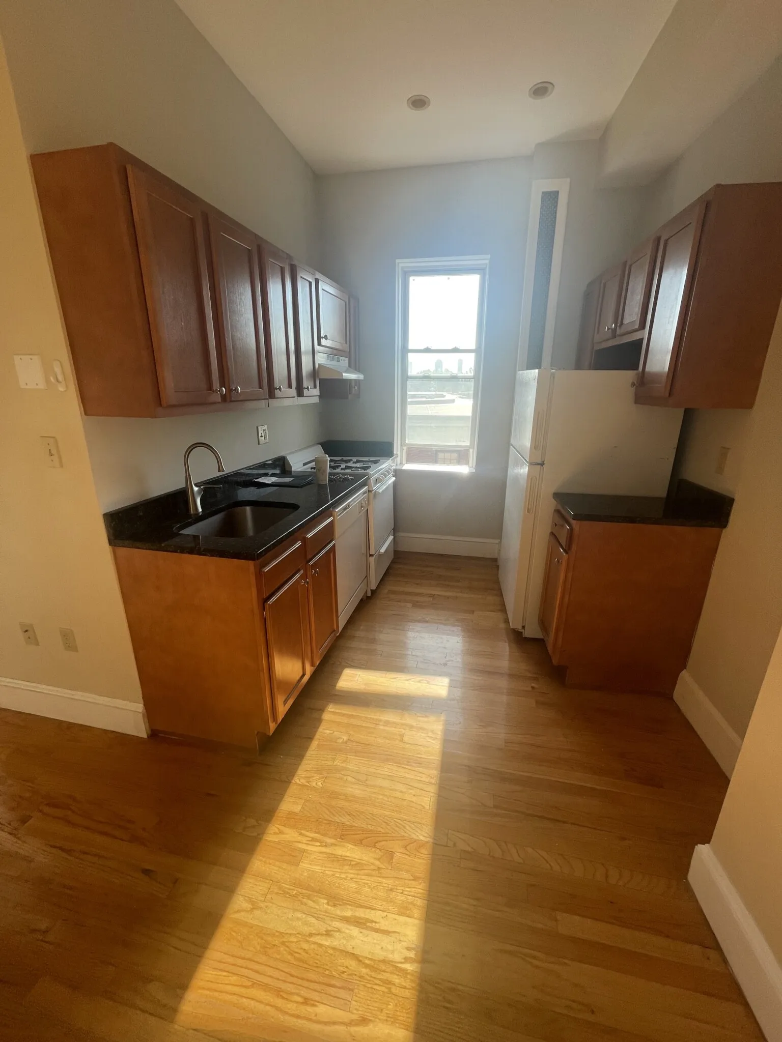 2 bed, 1 bath apartment for rent at 1185 Commonwealth Ave Unit 20, Allston — photo 11 of 22