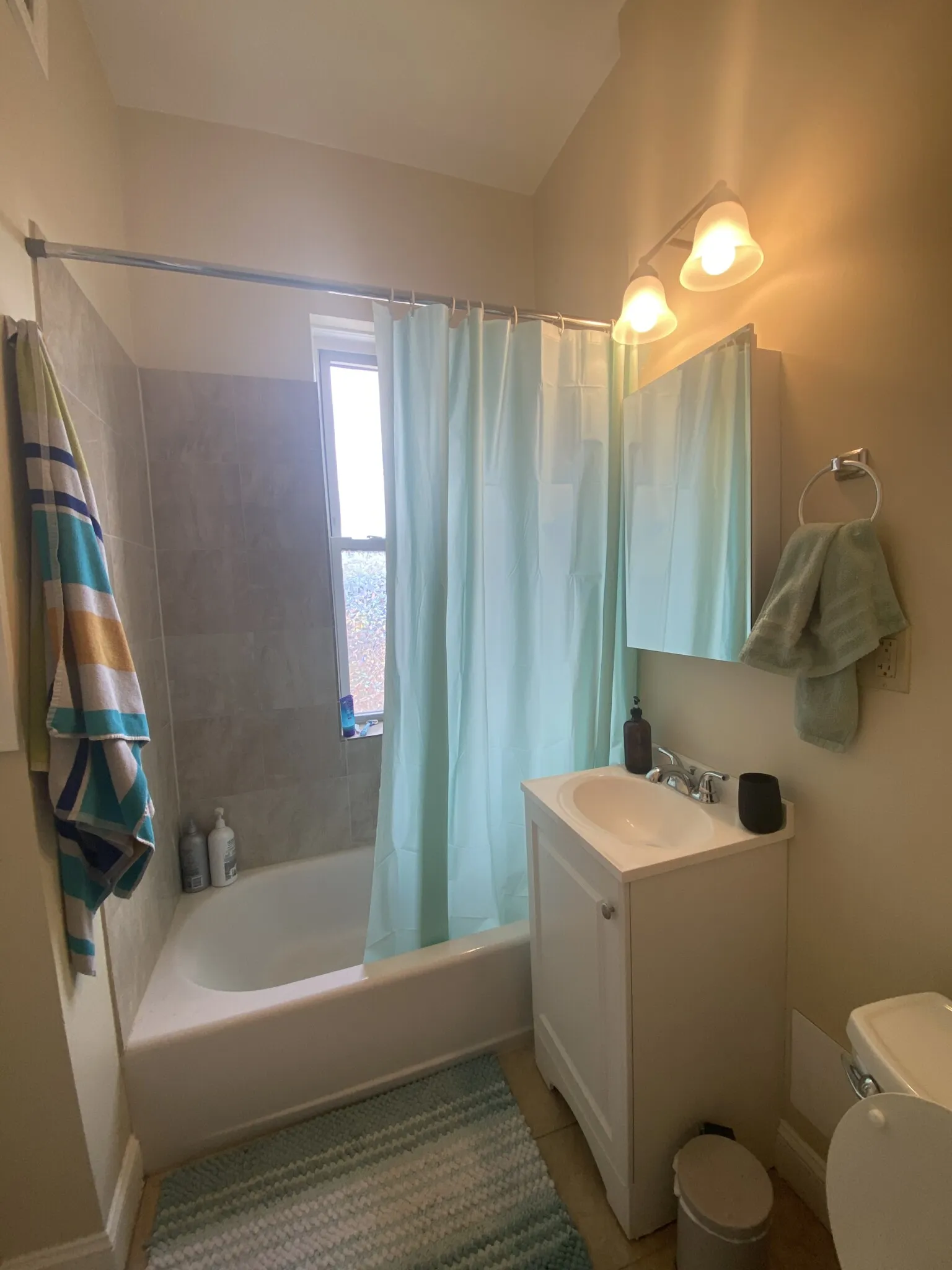 2 bed, 1 bath apartment for rent at 1185 Commonwealth Ave Unit 20, Allston — photo 18 of 22