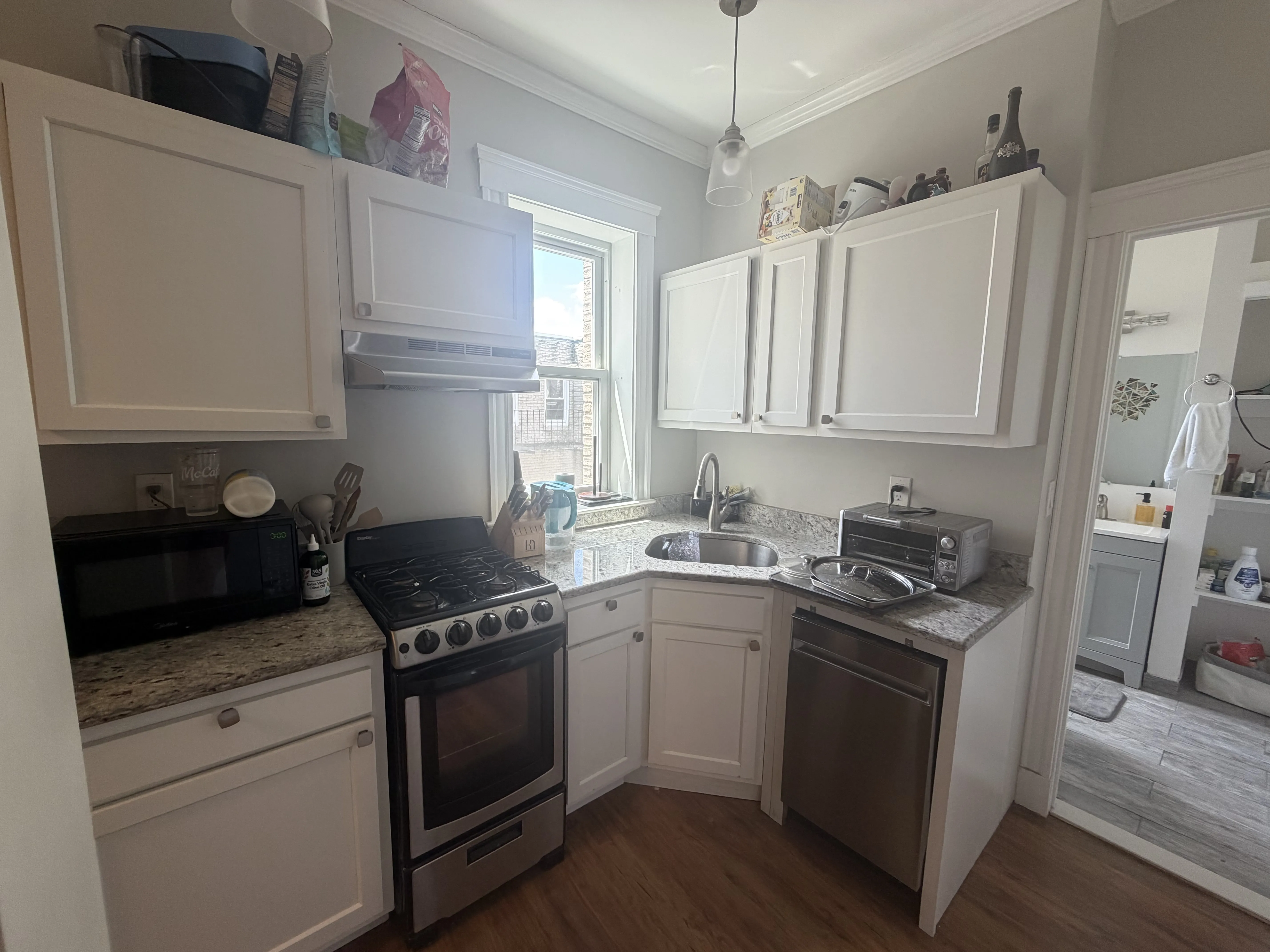 2 bed, 1 bath apartment for rent at 1185 Commonwealth Ave Unit 23, Allston — photo 7 of 38
