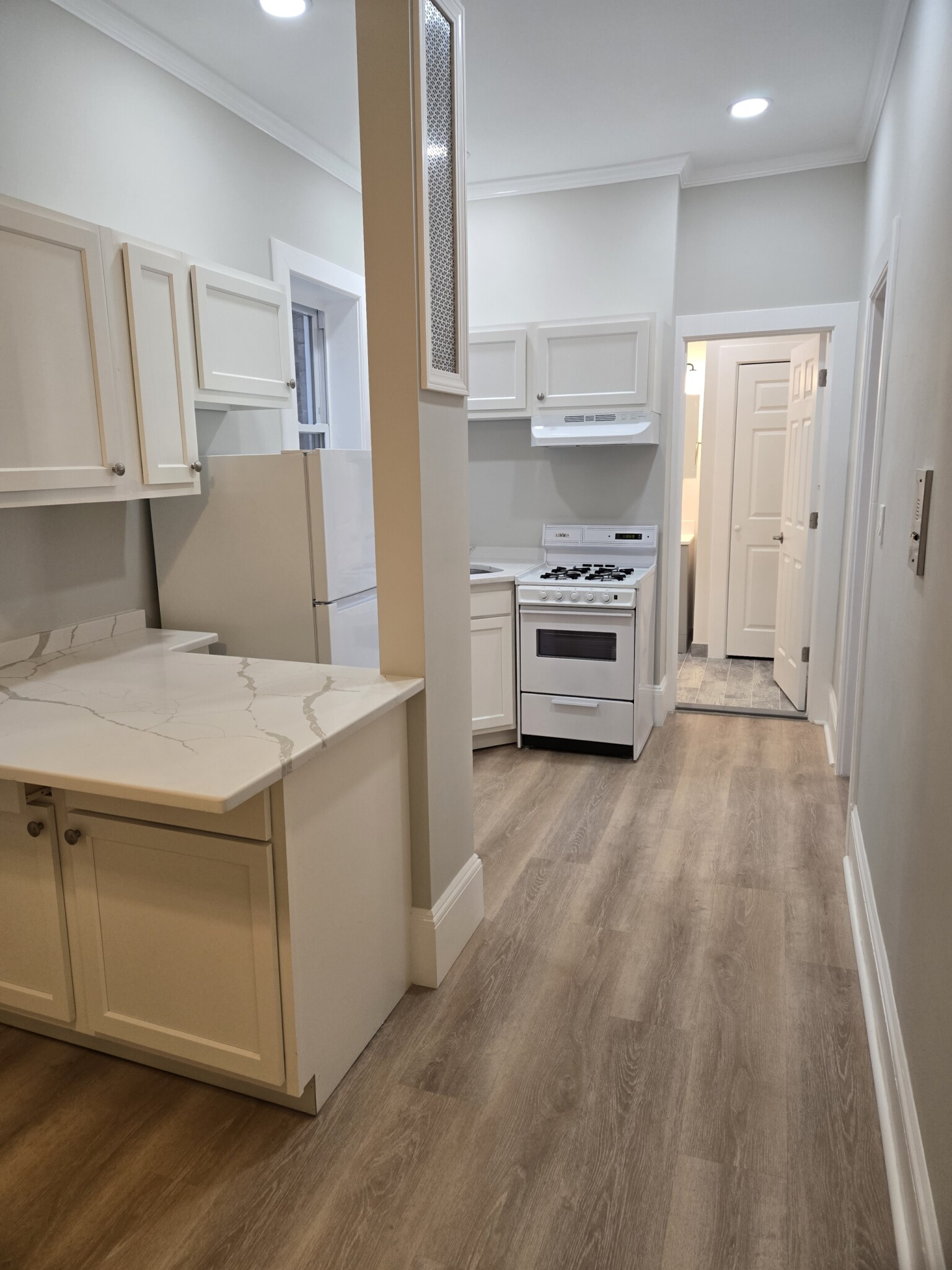 2 bed, 1 bath apartment for rent at 1185 Commonwealth Ave Unit 5, Allston — photo 1 of 22