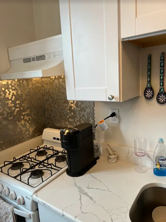 Studio bed, 1 bath apartment for rent at 1185 Commonwealth Ave Unit 6, Allston — photo 19 of 38