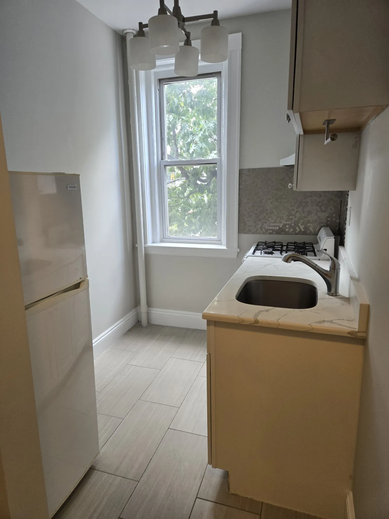 Studio bed, 1 bath apartment for rent at 1185 Commonwealth Ave Unit 6, Allston — photo 17 of 38