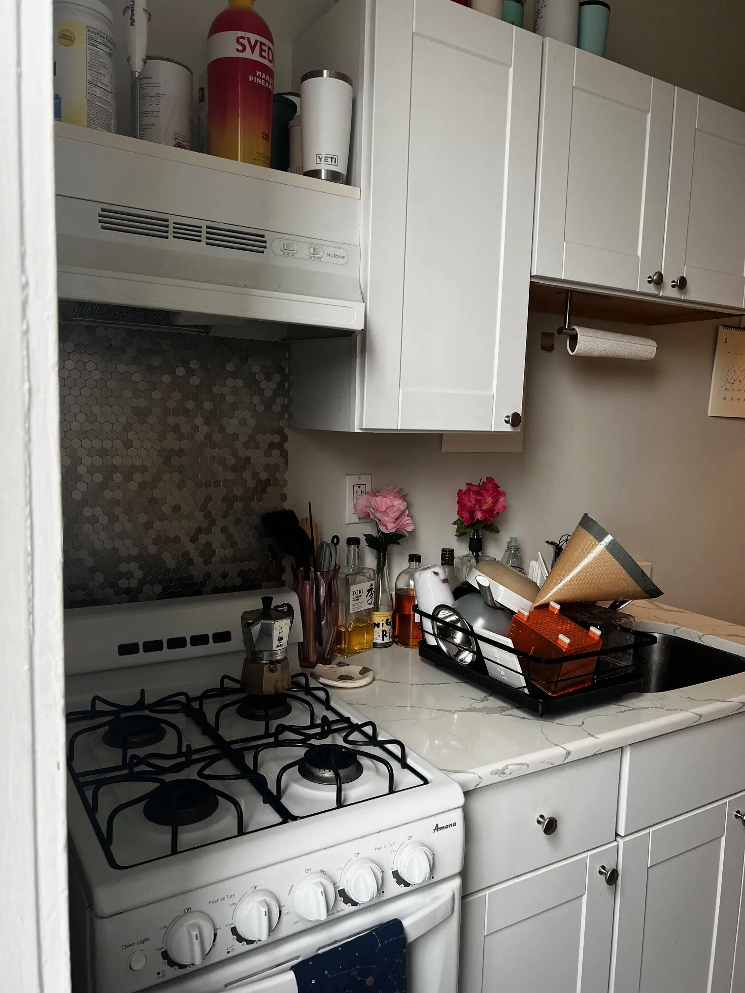 Studio bed, 1 bath apartment for rent at 1185 Commonwealth Ave Unit 6, Allston — photo 32 of 38