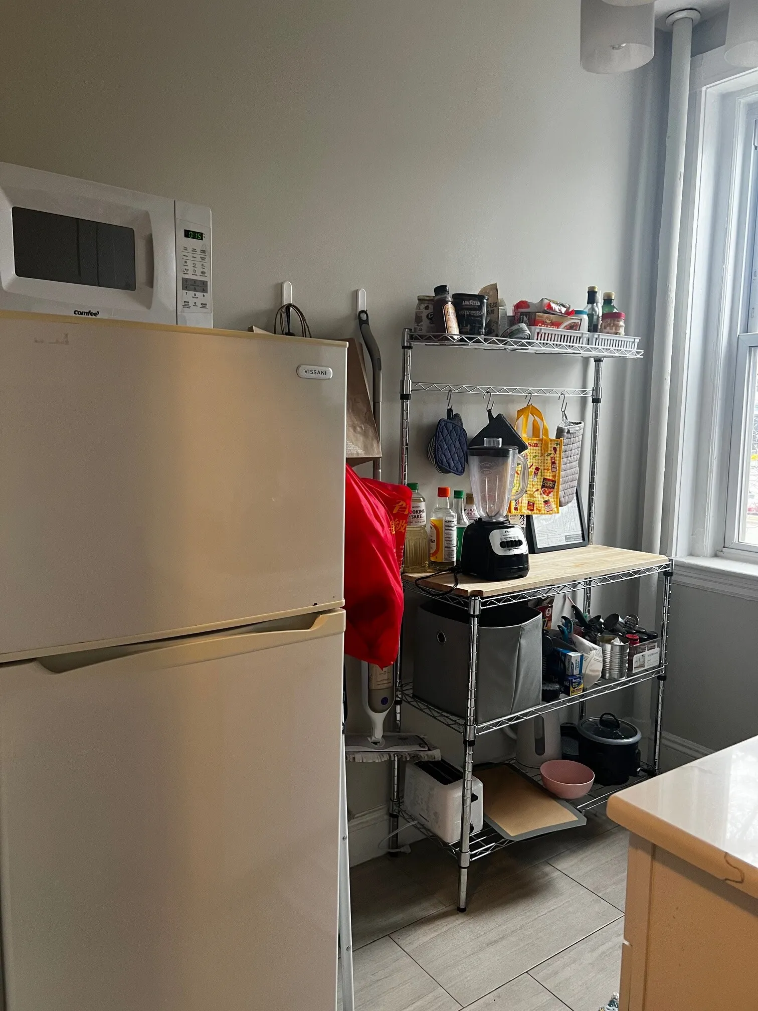 Studio bed, 1 bath apartment for rent at 1185 Commonwealth Ave Unit 6, Allston — photo 33 of 38