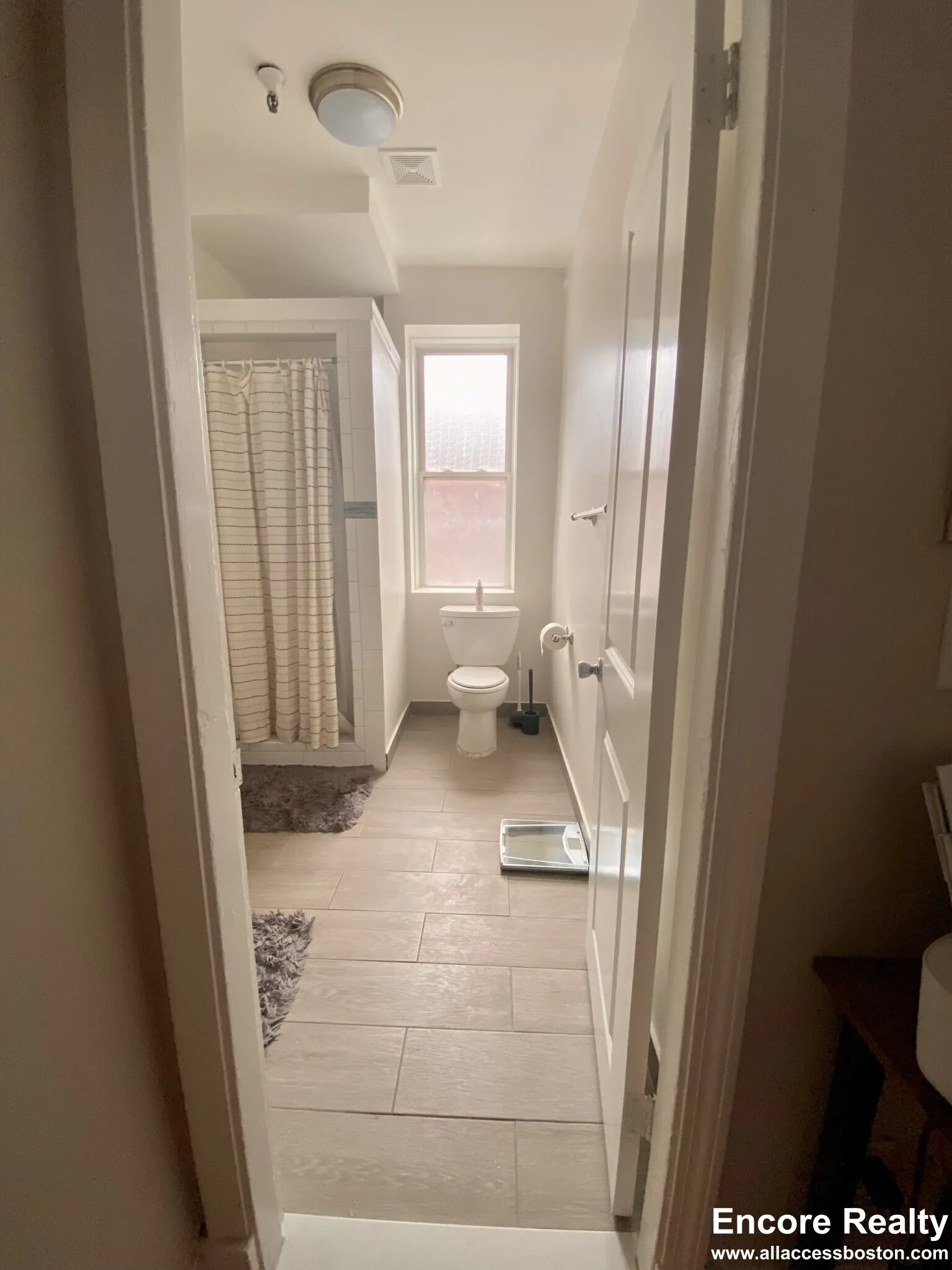 Studio bed, 1 bath apartment for rent at 1185 Commonwealth Ave Unit 8, Allston — photo 9 of 18