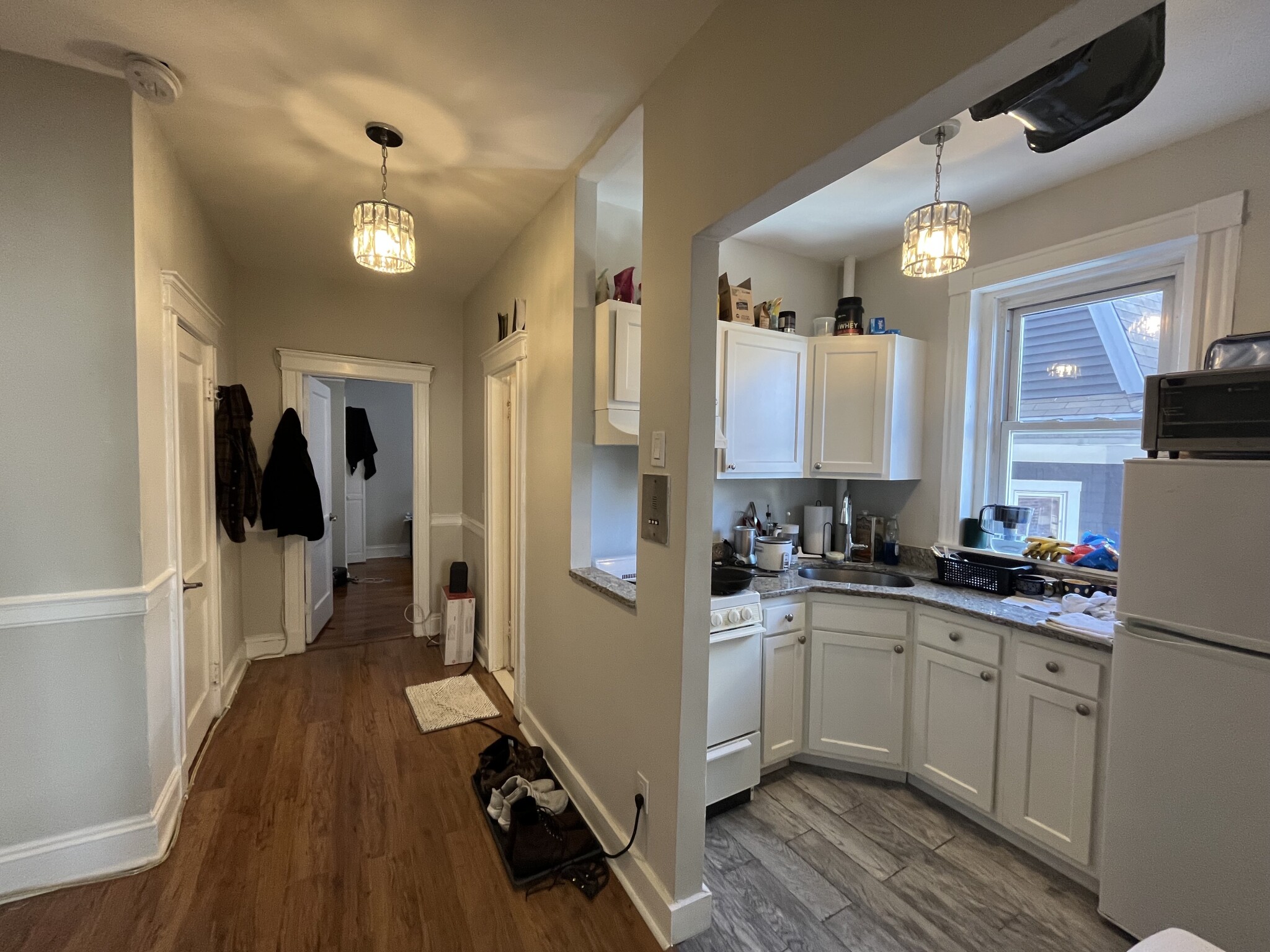 1 split bed, 1 bath apartment for rent at 1185 Commonwealth Ave Unit 9, Allston — photo 1 of 29