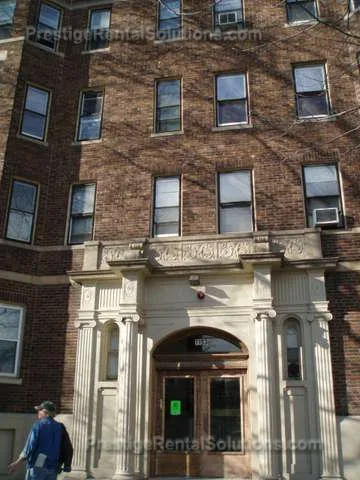2 bed, 1 bath apartment for rent at 1185 Commonwealth Ave Unit 9, Allston