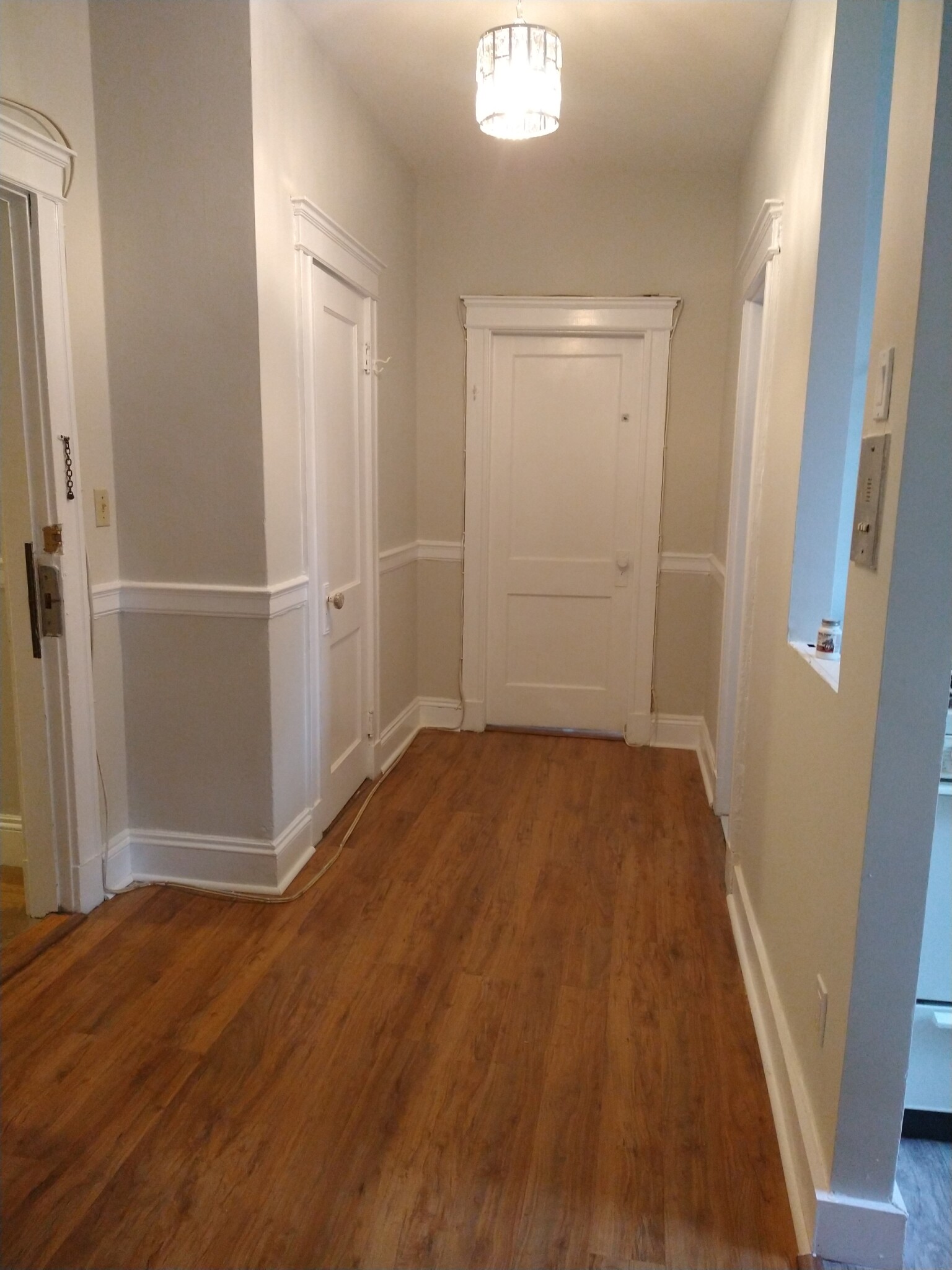 1 split bed, 1 bath apartment for rent at 1185 Commonwealth Ave Unit 9, Allston — photo 21 of 29