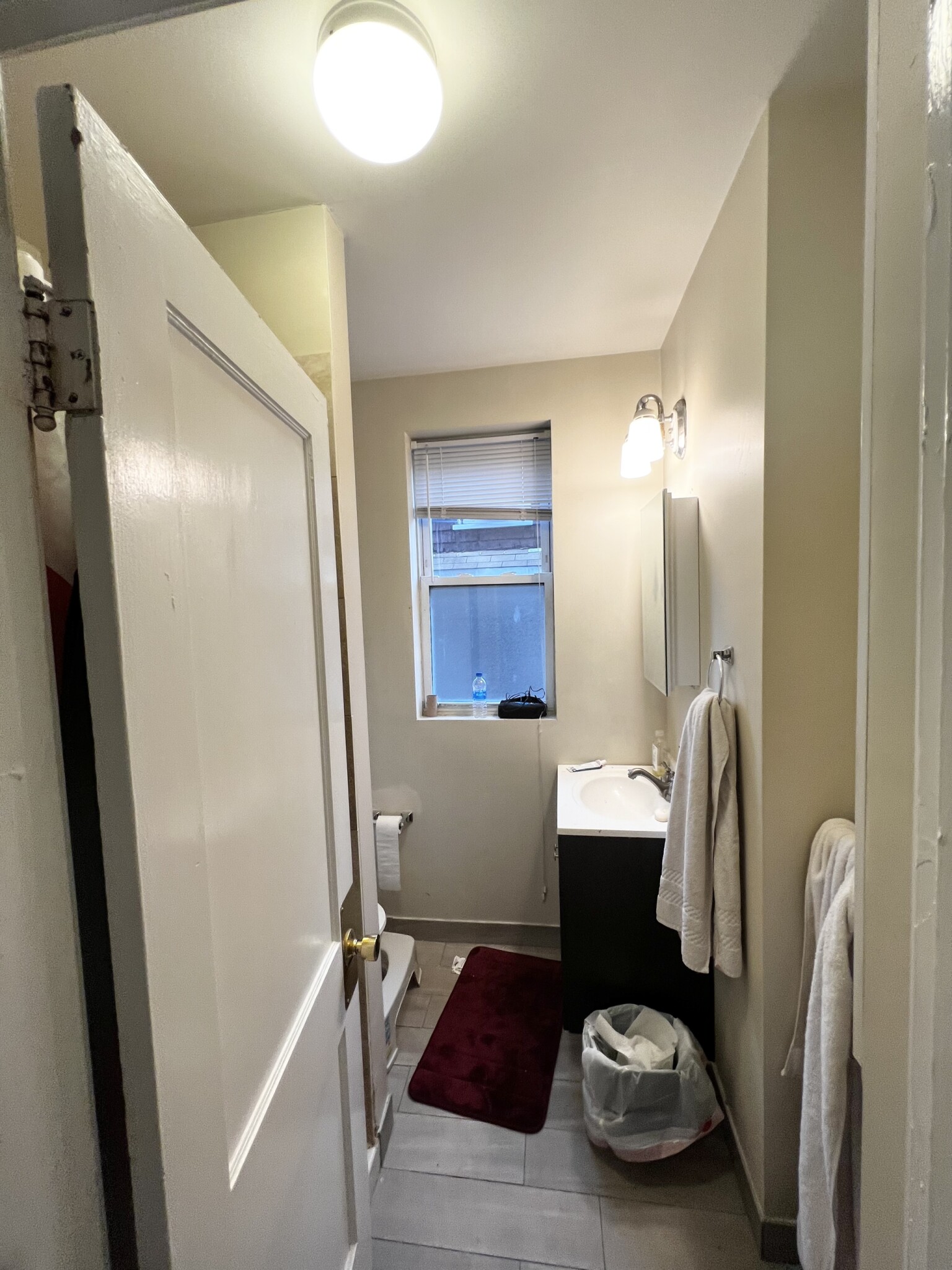 1 split bed, 1 bath apartment for rent at 1185 Commonwealth Ave Unit 9, Allston — photo 22 of 29